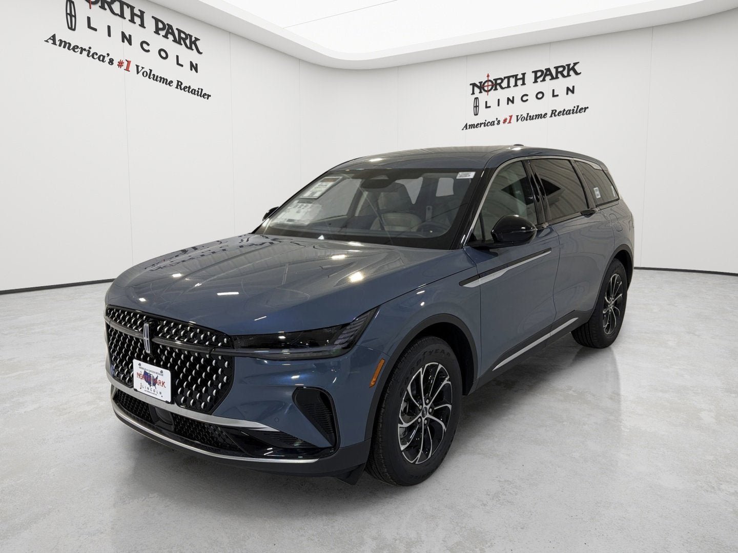 2026 Lincoln Nautilus Premiere Hybrid