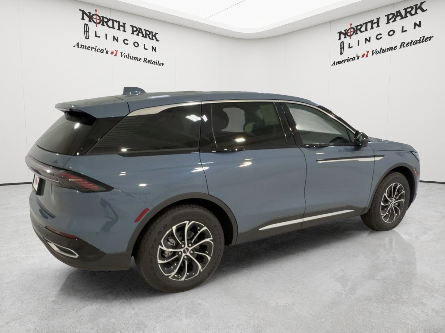 2026 Lincoln Nautilus Premiere Hybrid