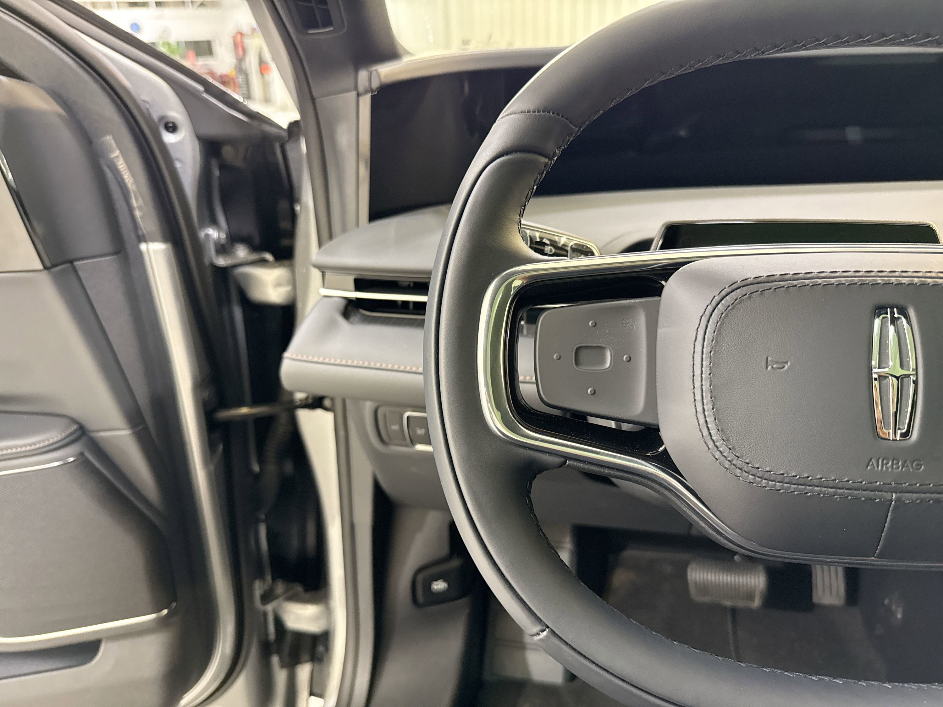 2026 Lincoln Nautilus Premiere Hybrid