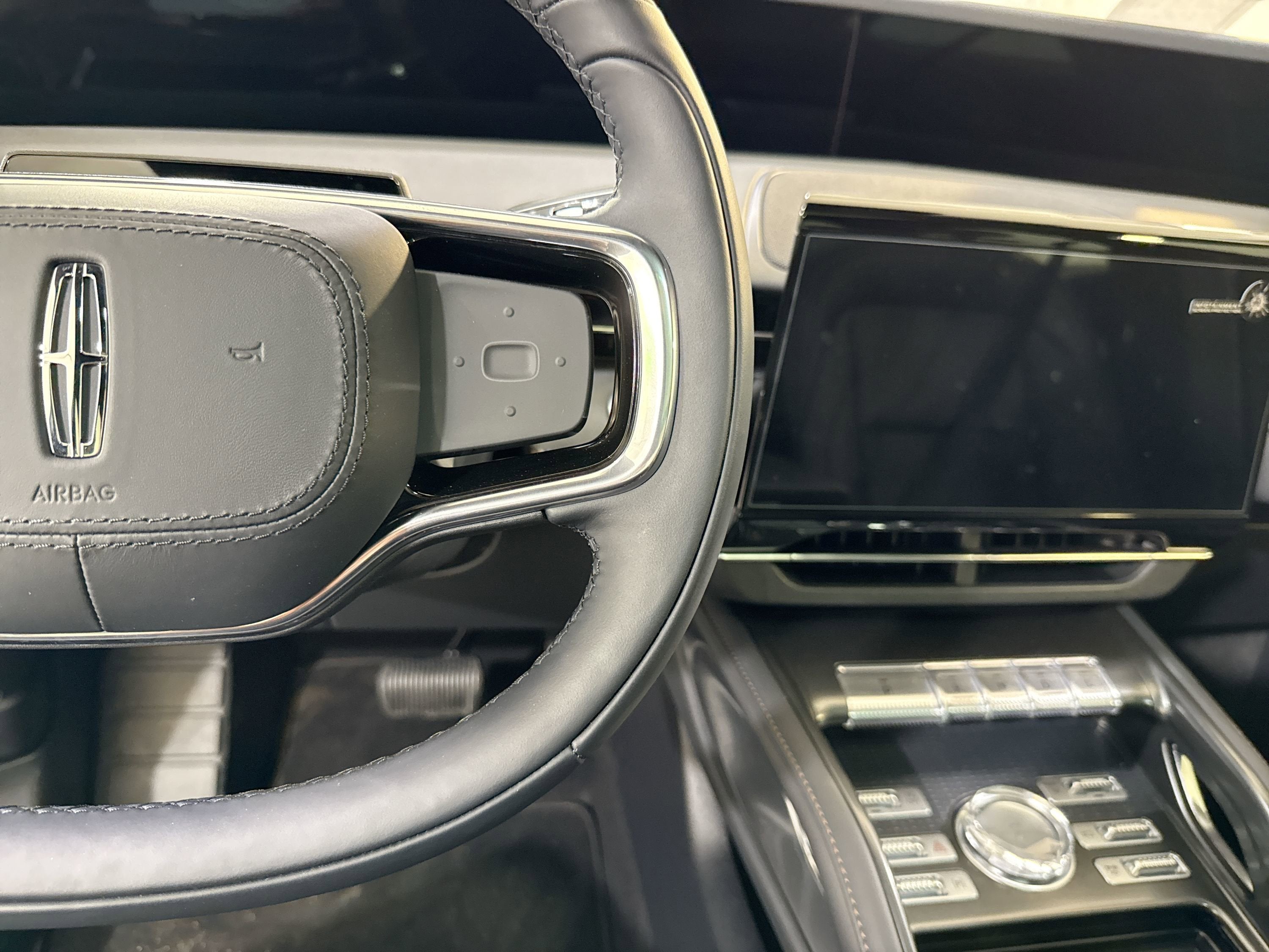 2026 Lincoln Nautilus Premiere Hybrid