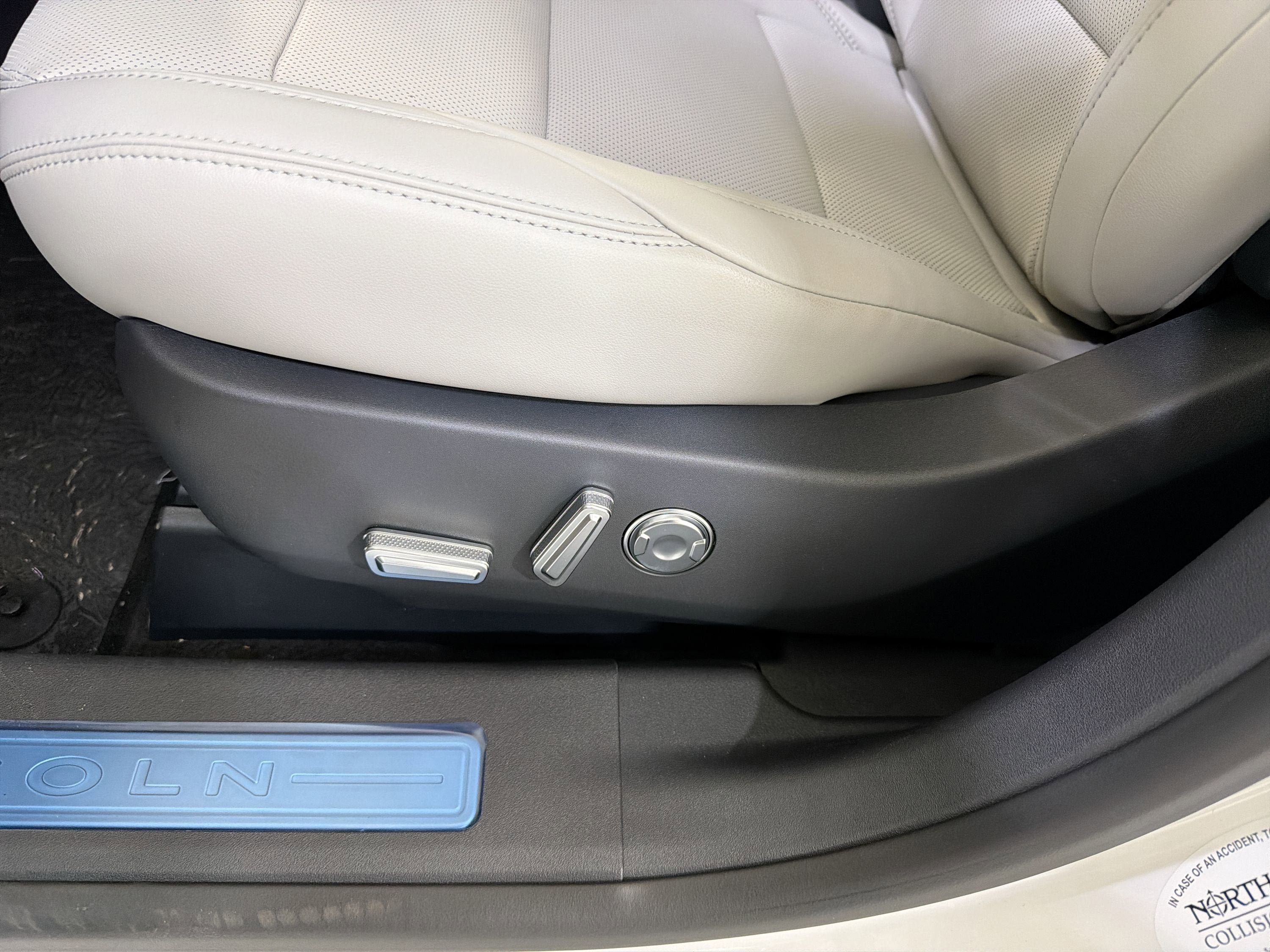 2026 Lincoln Nautilus Premiere Hybrid