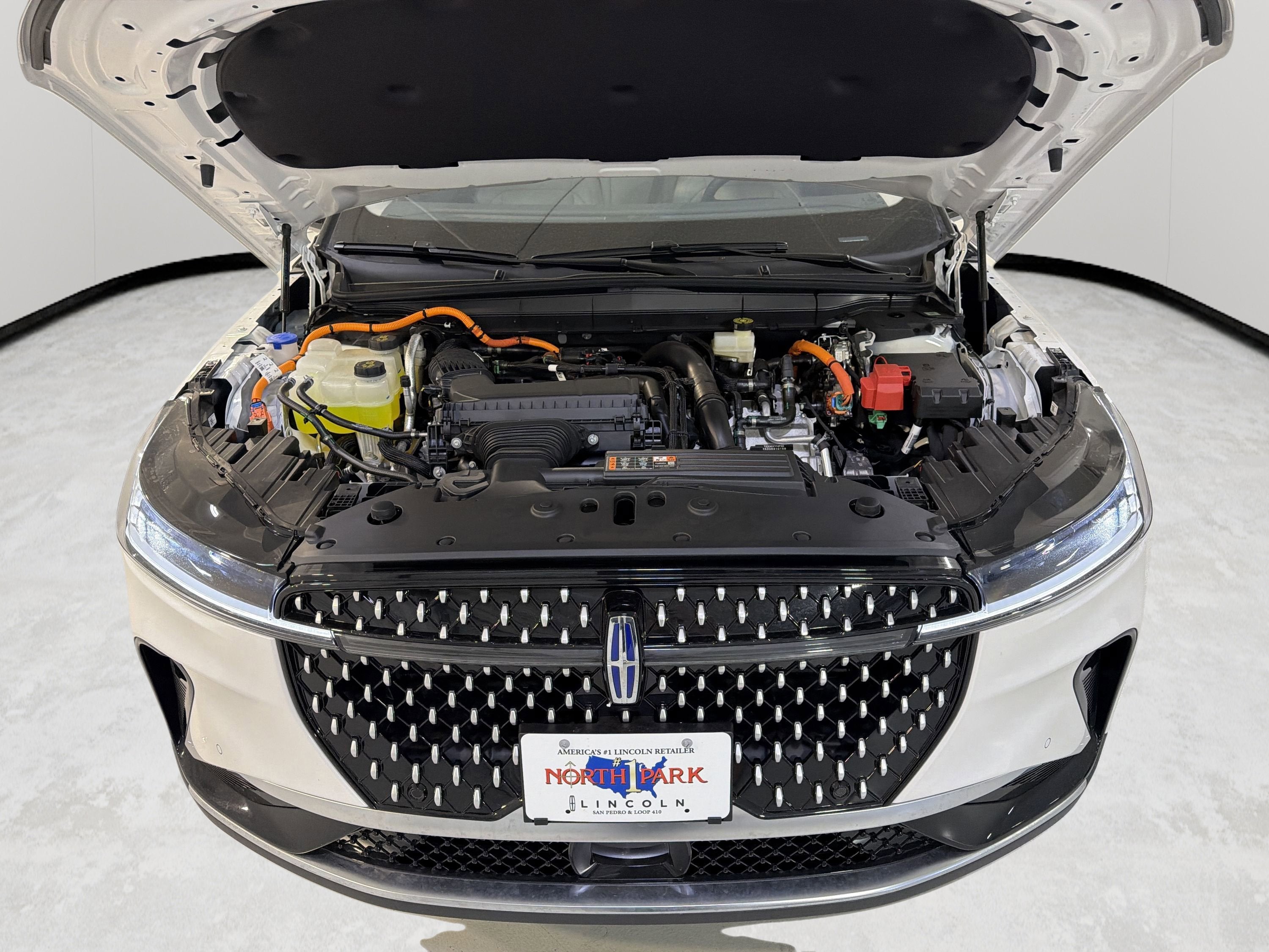 2026 Lincoln Nautilus Premiere Hybrid