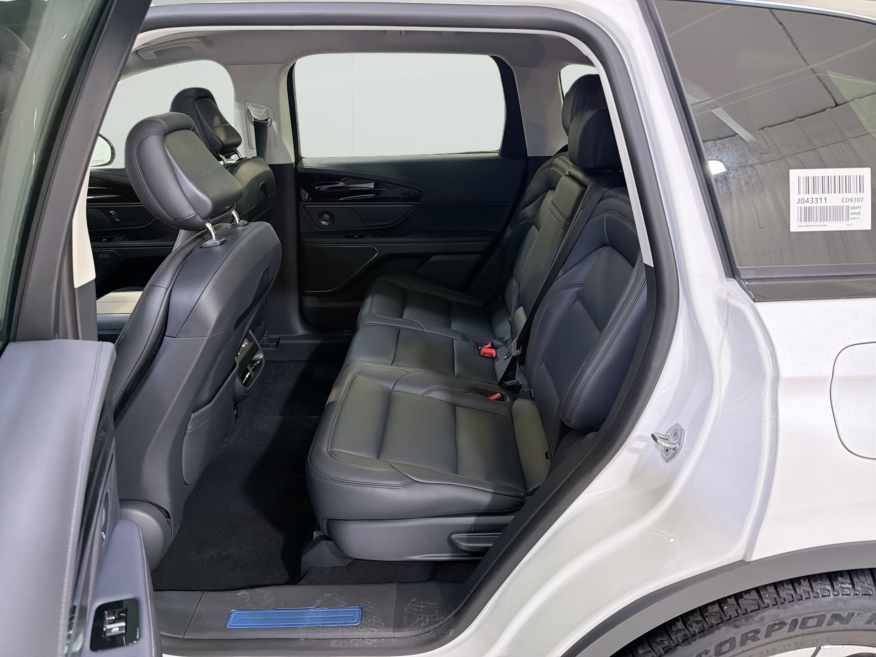 2026 Lincoln Nautilus Premiere Hybrid