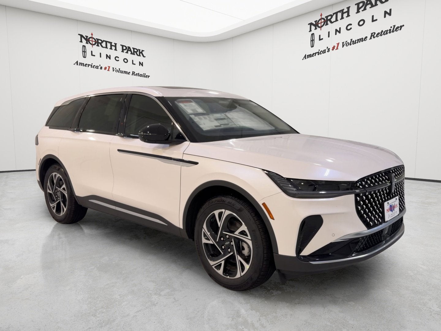2026 Lincoln Nautilus Premiere Hybrid