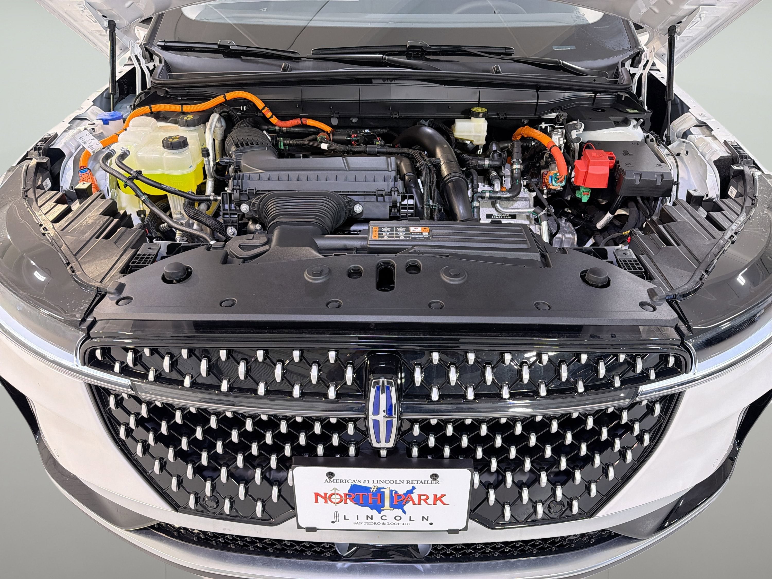 2026 Lincoln Nautilus Premiere Hybrid