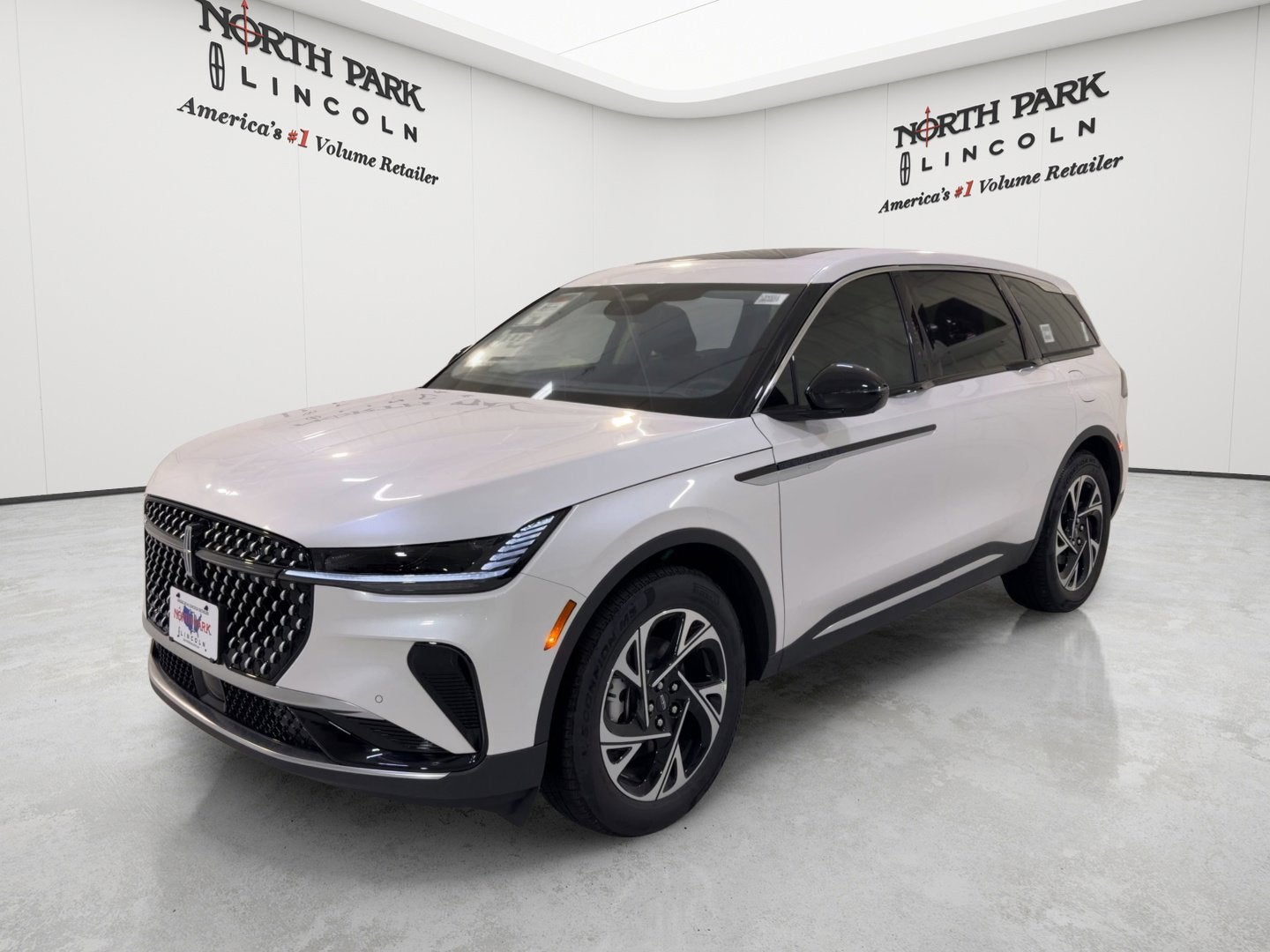 2026 Lincoln Nautilus Premiere Hybrid