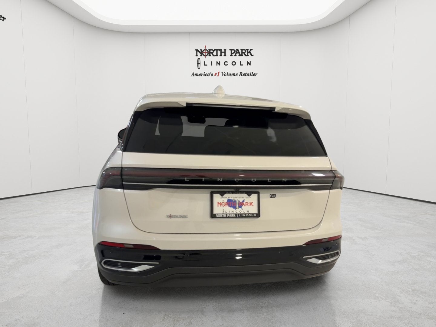 2026 Lincoln Nautilus Premiere Hybrid