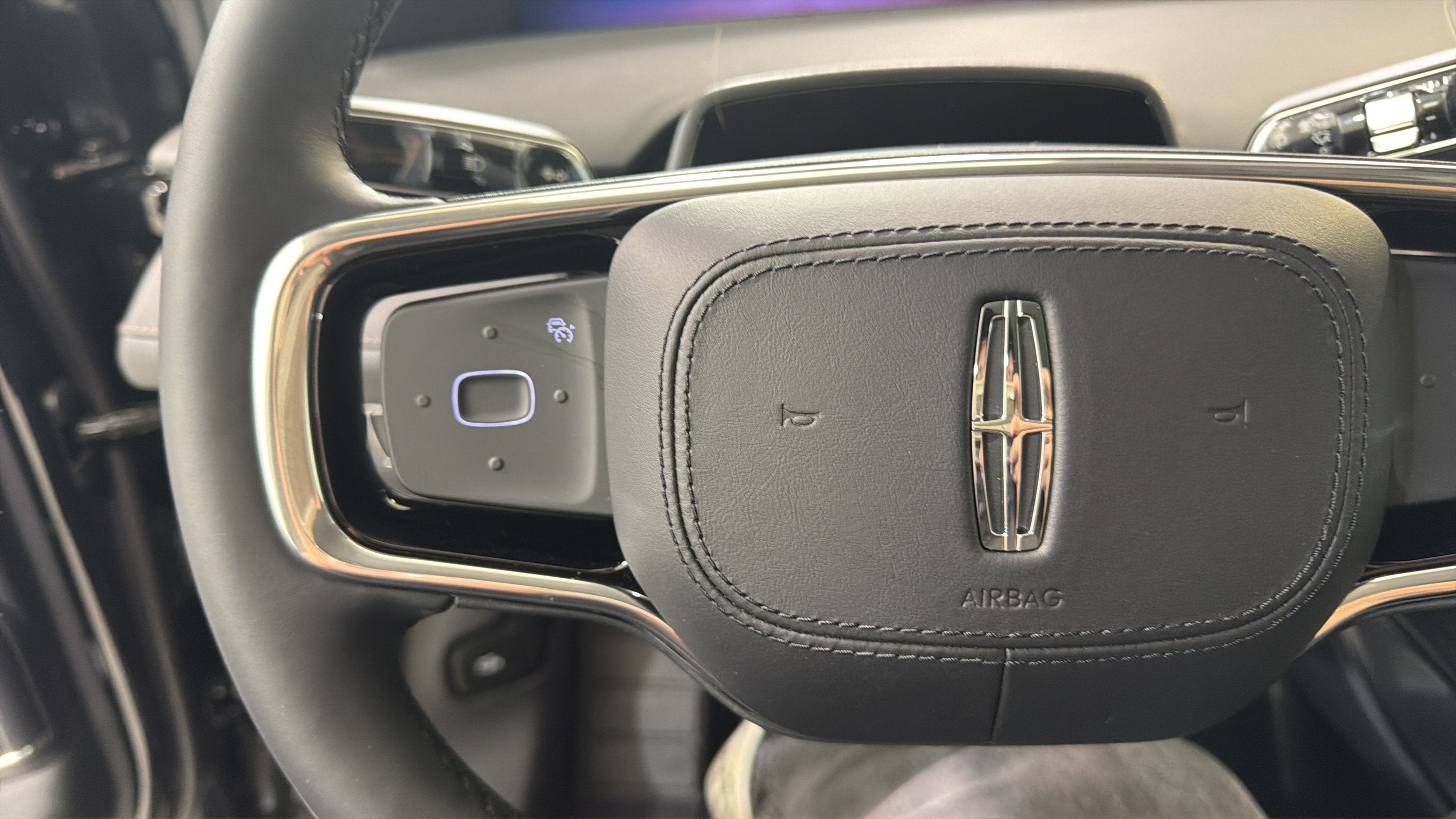 2026 Lincoln Nautilus Premiere Hybrid