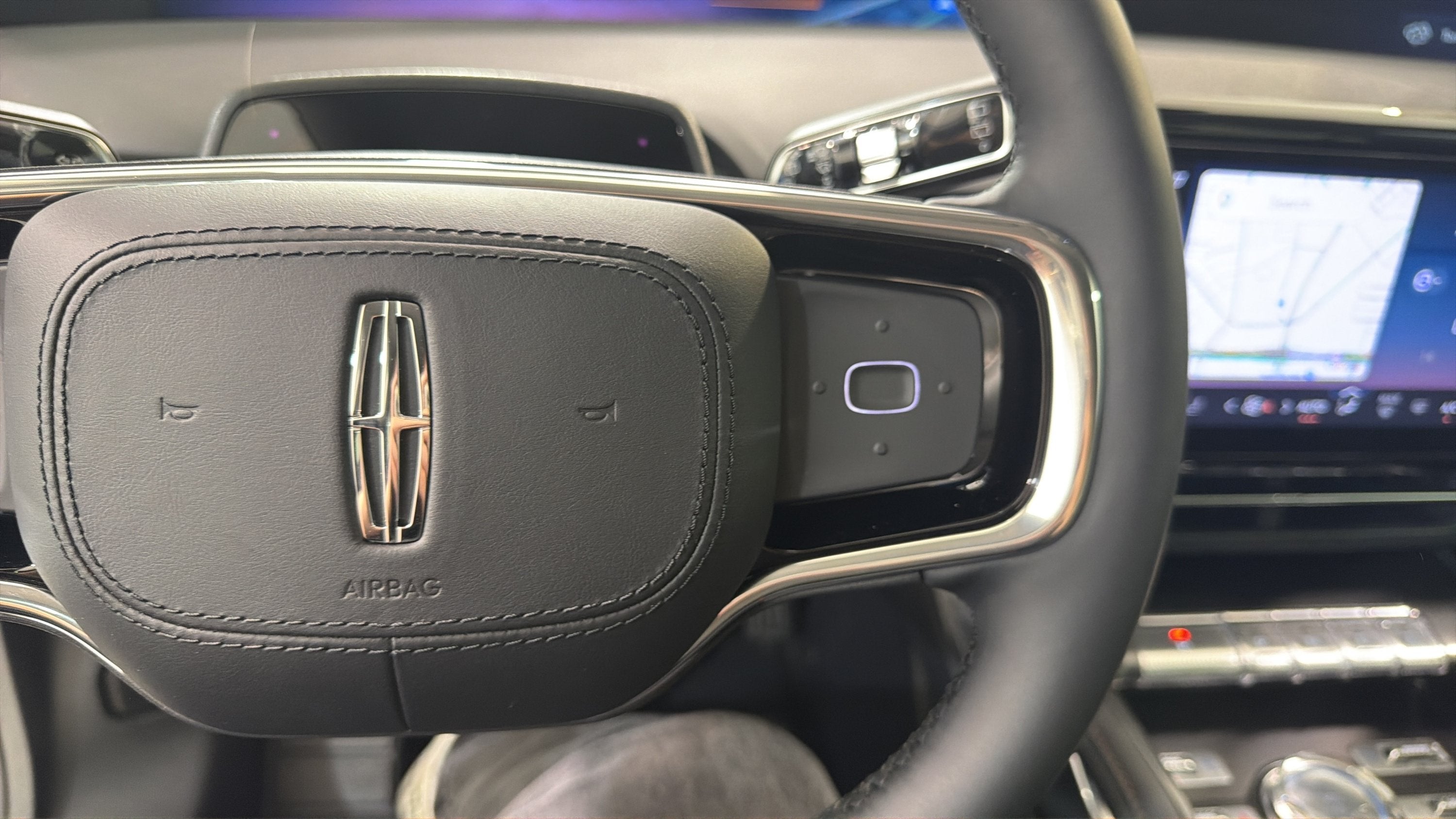 2026 Lincoln Nautilus Premiere Hybrid