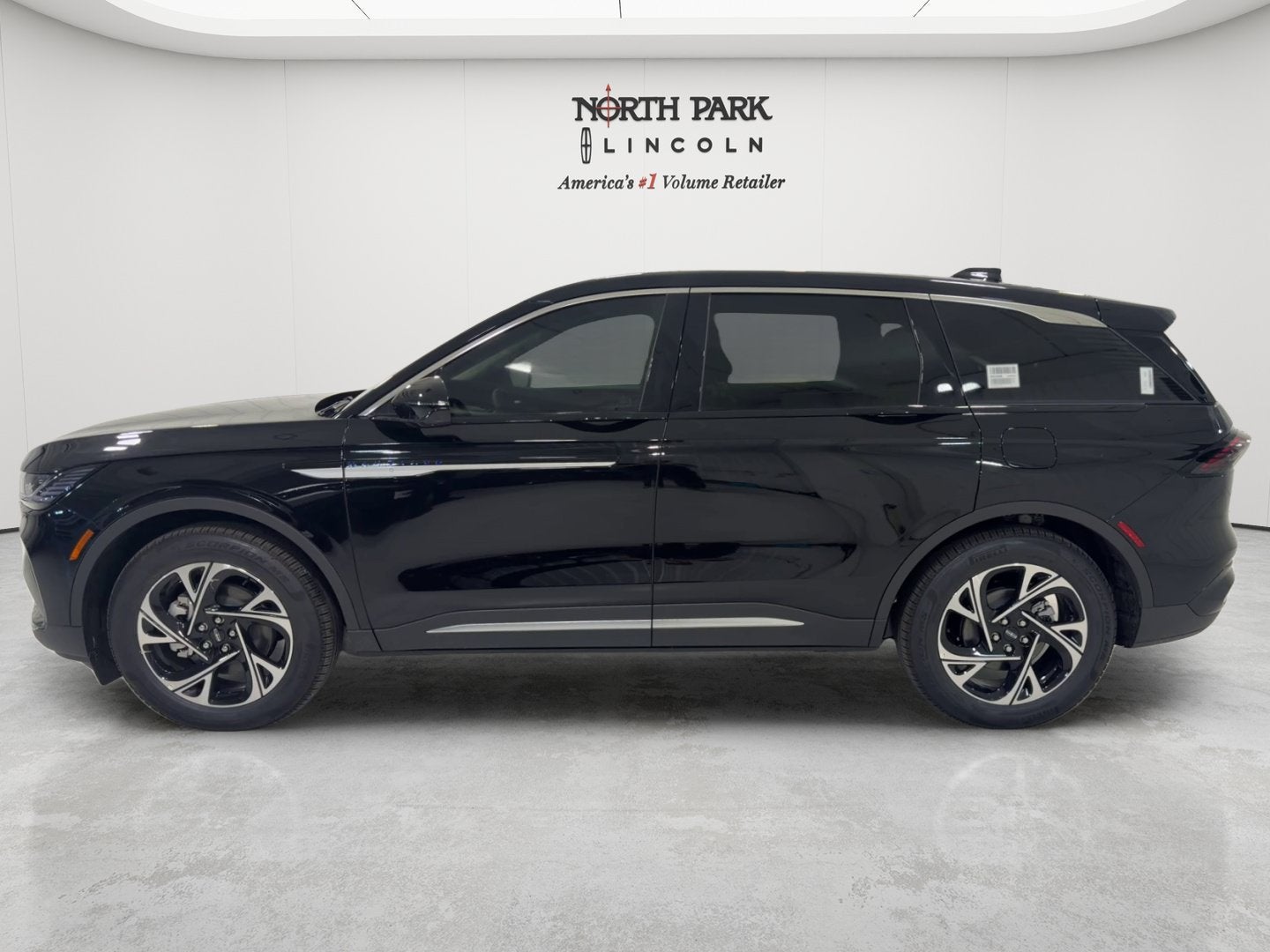 2026 Lincoln Nautilus Premiere Hybrid