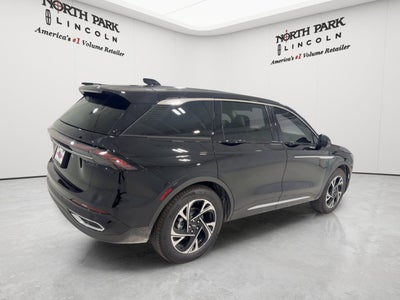 2026 Lincoln Nautilus Premiere Hybrid