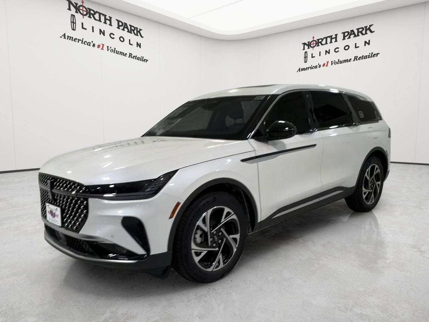 2026 Lincoln Nautilus Premiere Hybrid