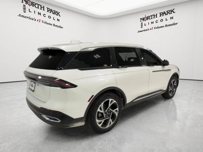 2026 Lincoln Nautilus Premiere Hybrid