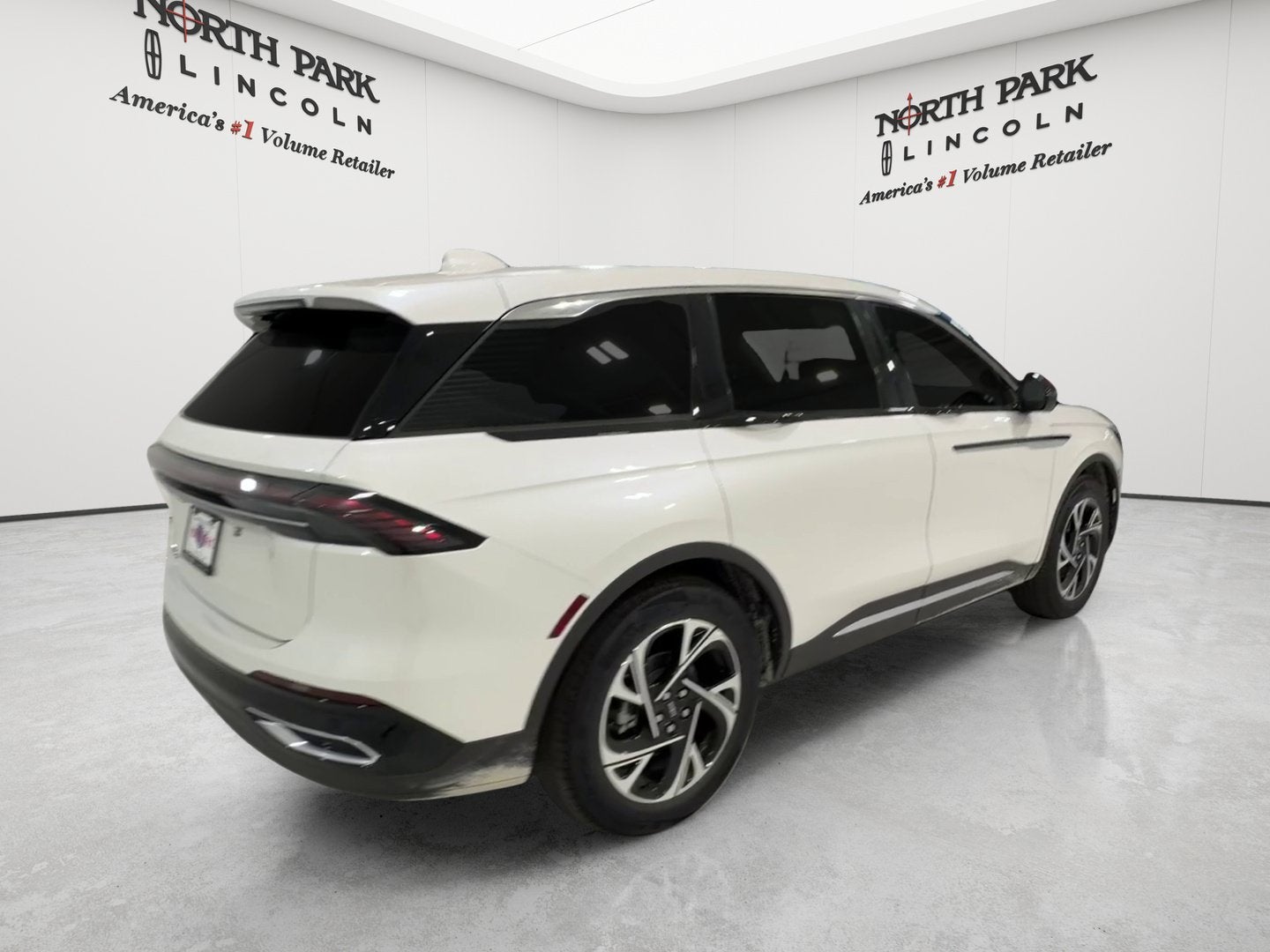 2026 Lincoln Nautilus Premiere Hybrid