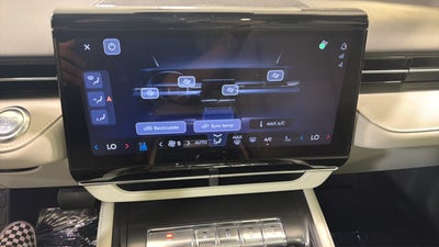 2026 Lincoln Nautilus Premiere Hybrid
