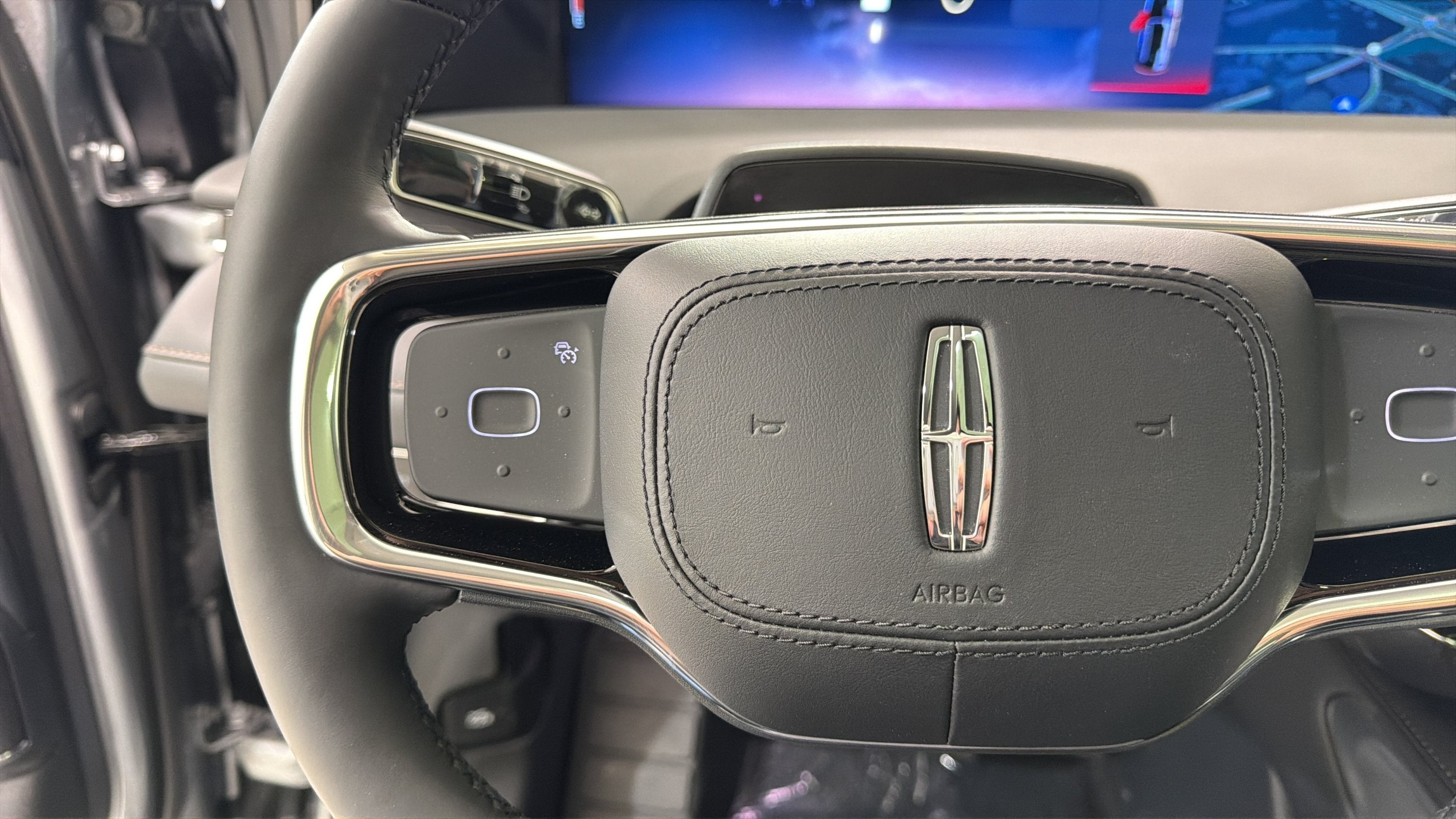 2026 Lincoln Nautilus Premiere Hybrid
