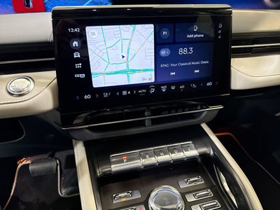 2026 Lincoln Nautilus Premiere Hybrid