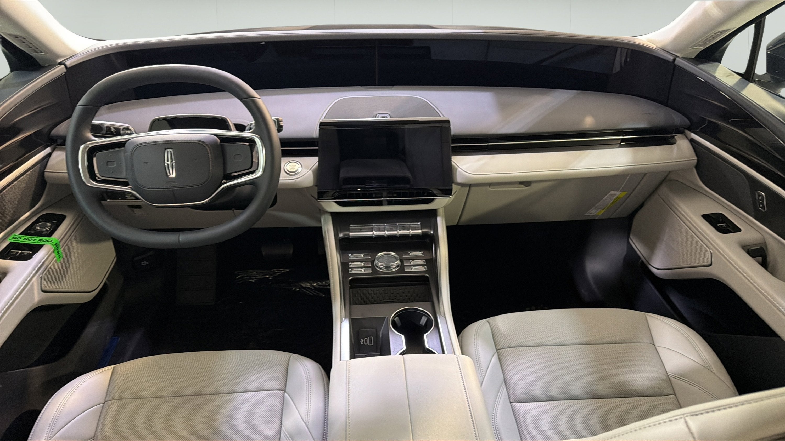 2026 Lincoln Nautilus Premiere Hybrid