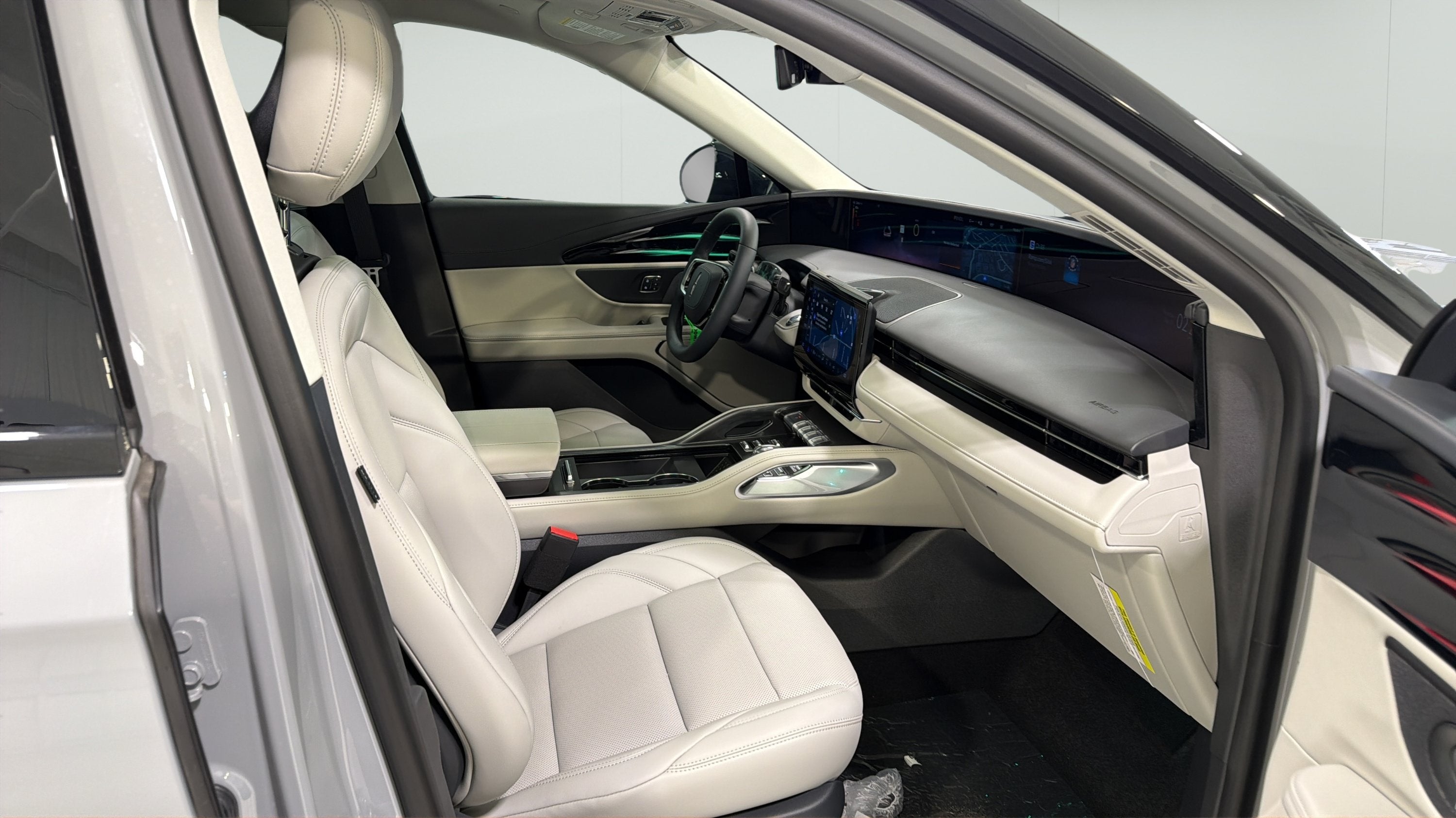 2026 Lincoln Nautilus Premiere Hybrid