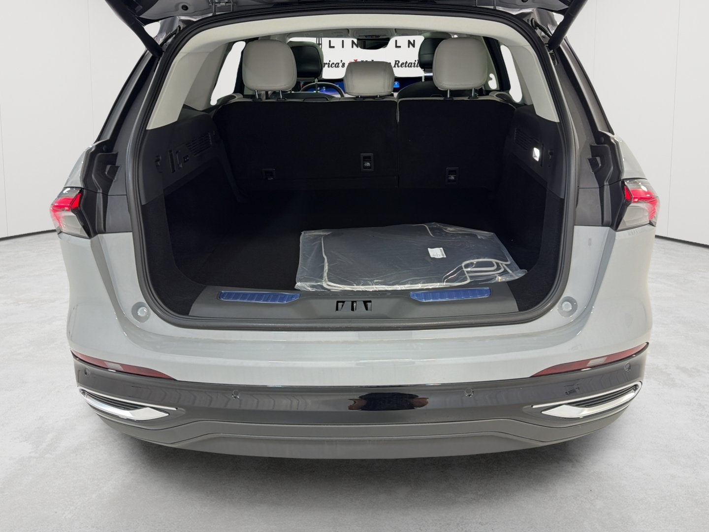 2026 Lincoln Nautilus Premiere Hybrid