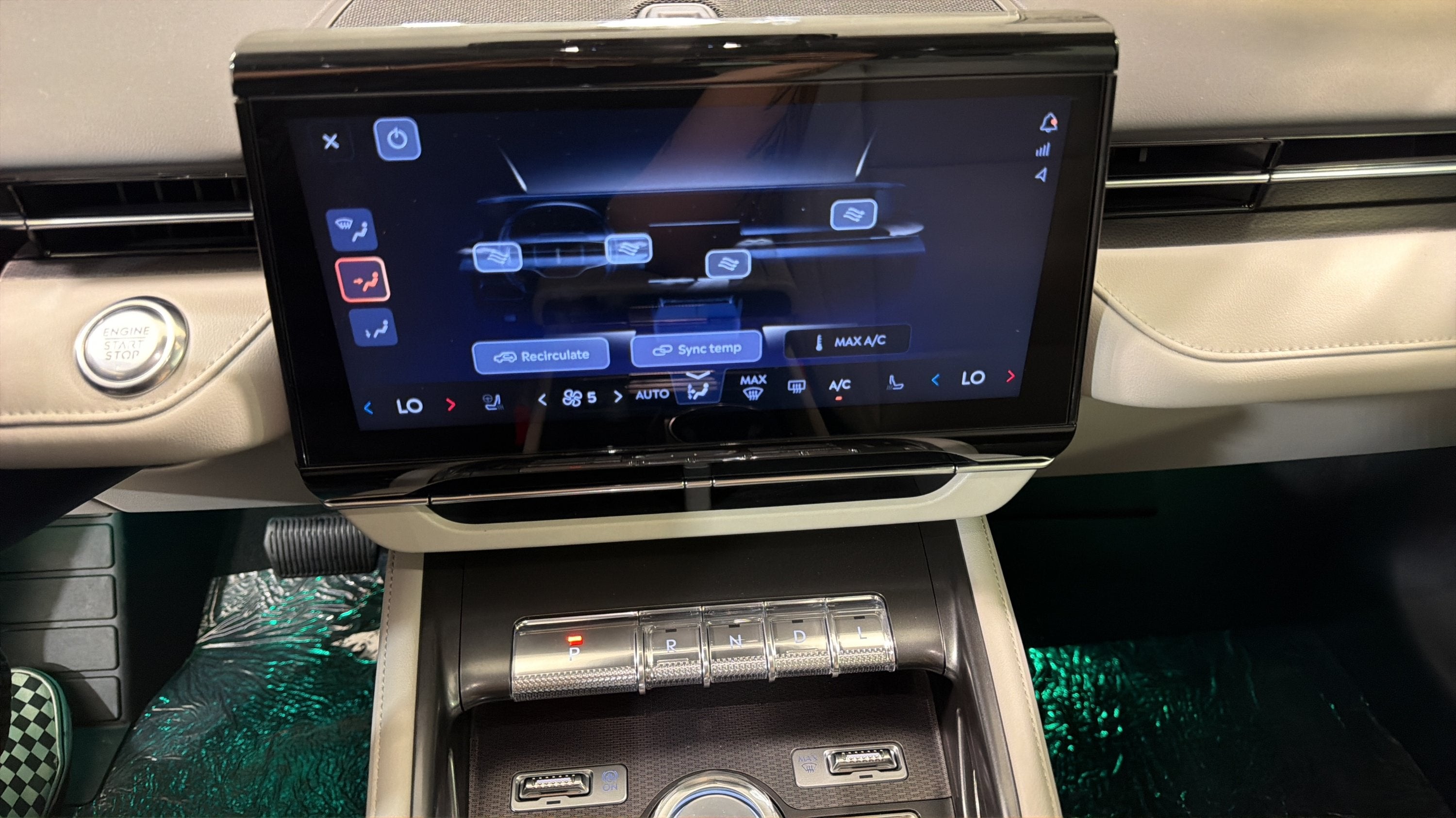 2026 Lincoln Nautilus Premiere Hybrid
