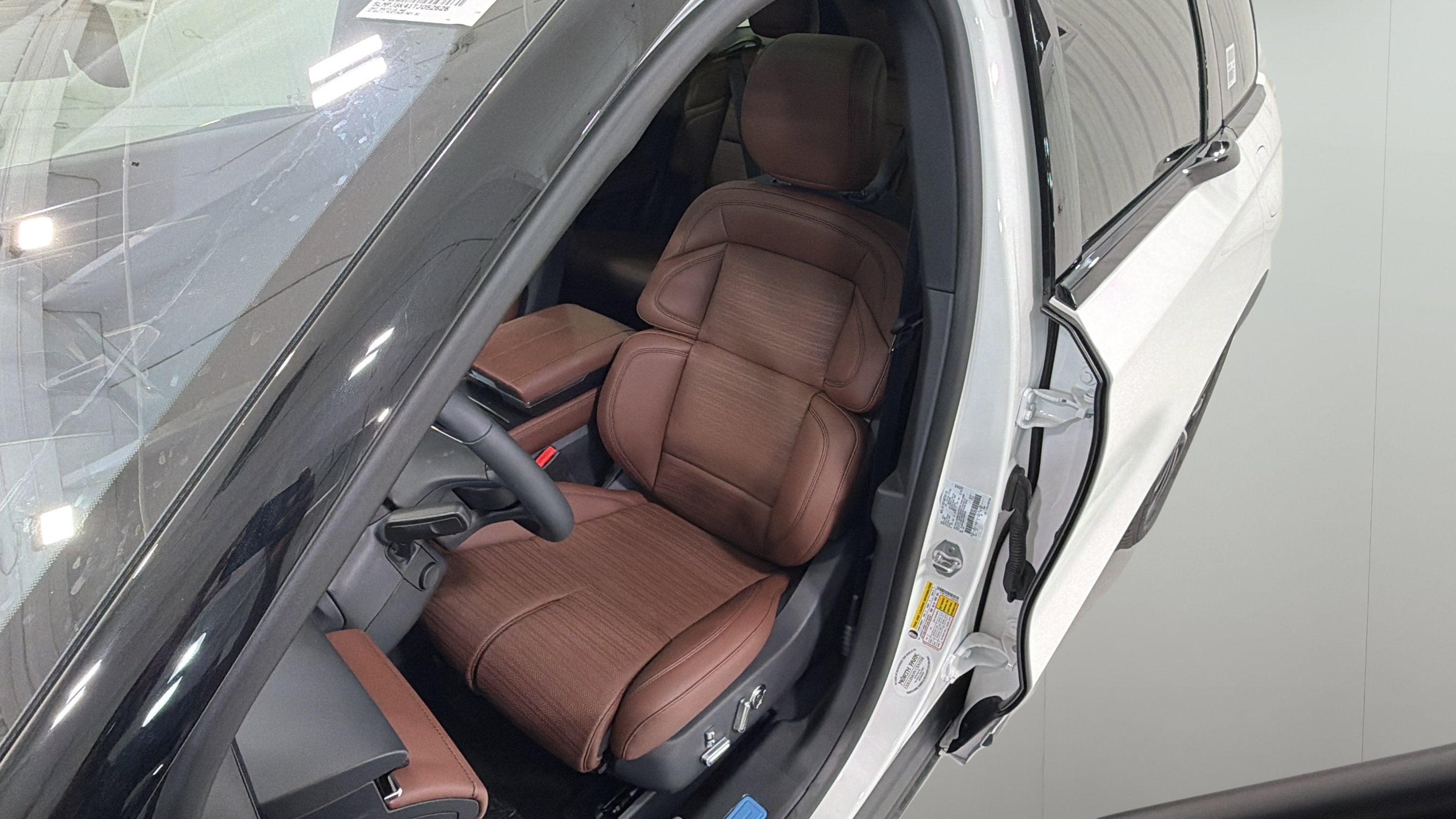 2026 Lincoln Nautilus Reserve Hybrid