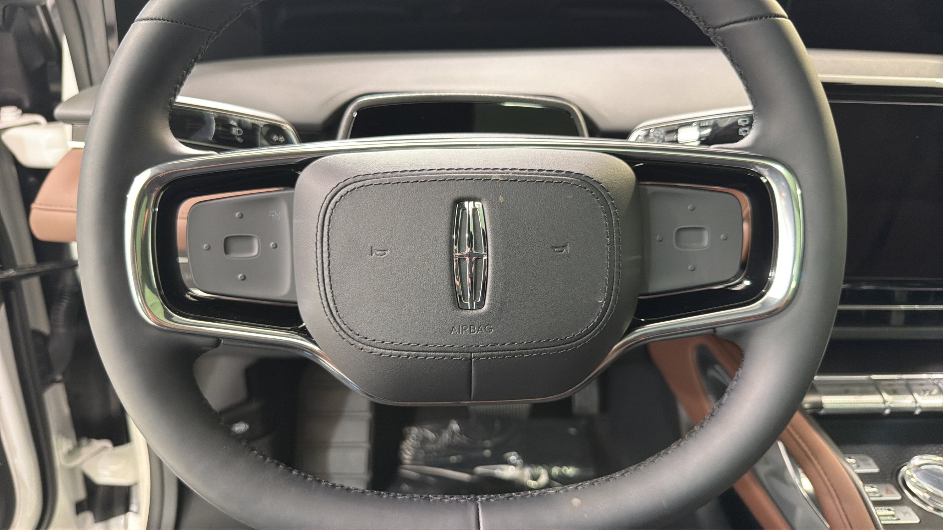 2026 Lincoln Nautilus Reserve Hybrid