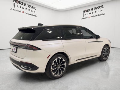 2026 Lincoln Nautilus Reserve Hybrid