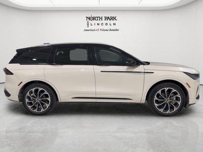 2026 Lincoln Nautilus Reserve Hybrid