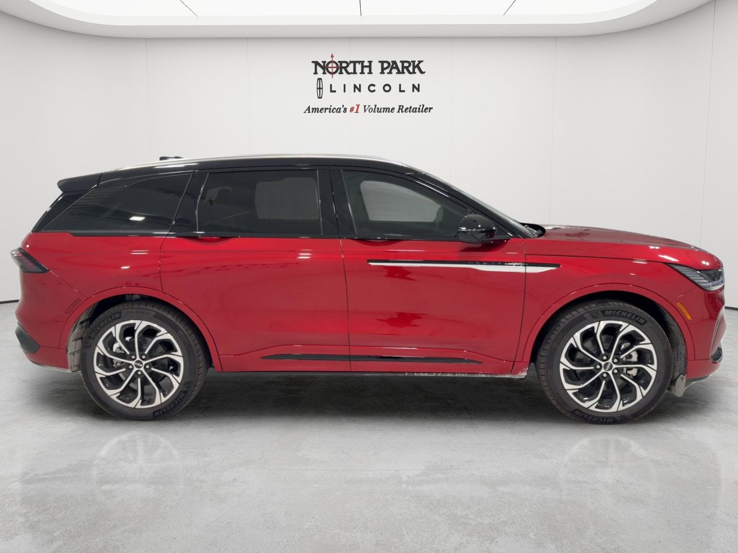 2026 Lincoln Nautilus Reserve Hybrid