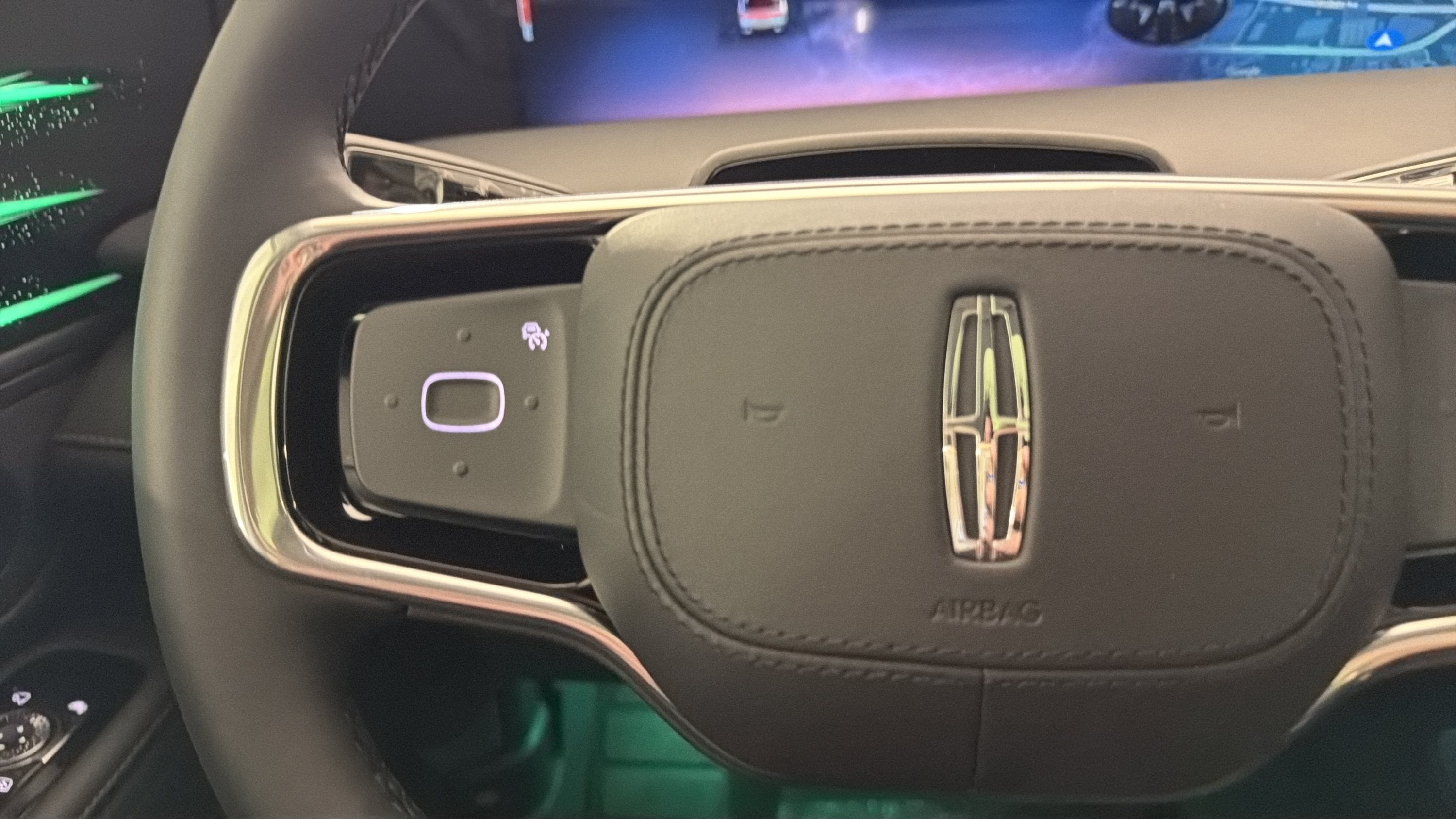 2026 Lincoln Nautilus Reserve Hybrid
