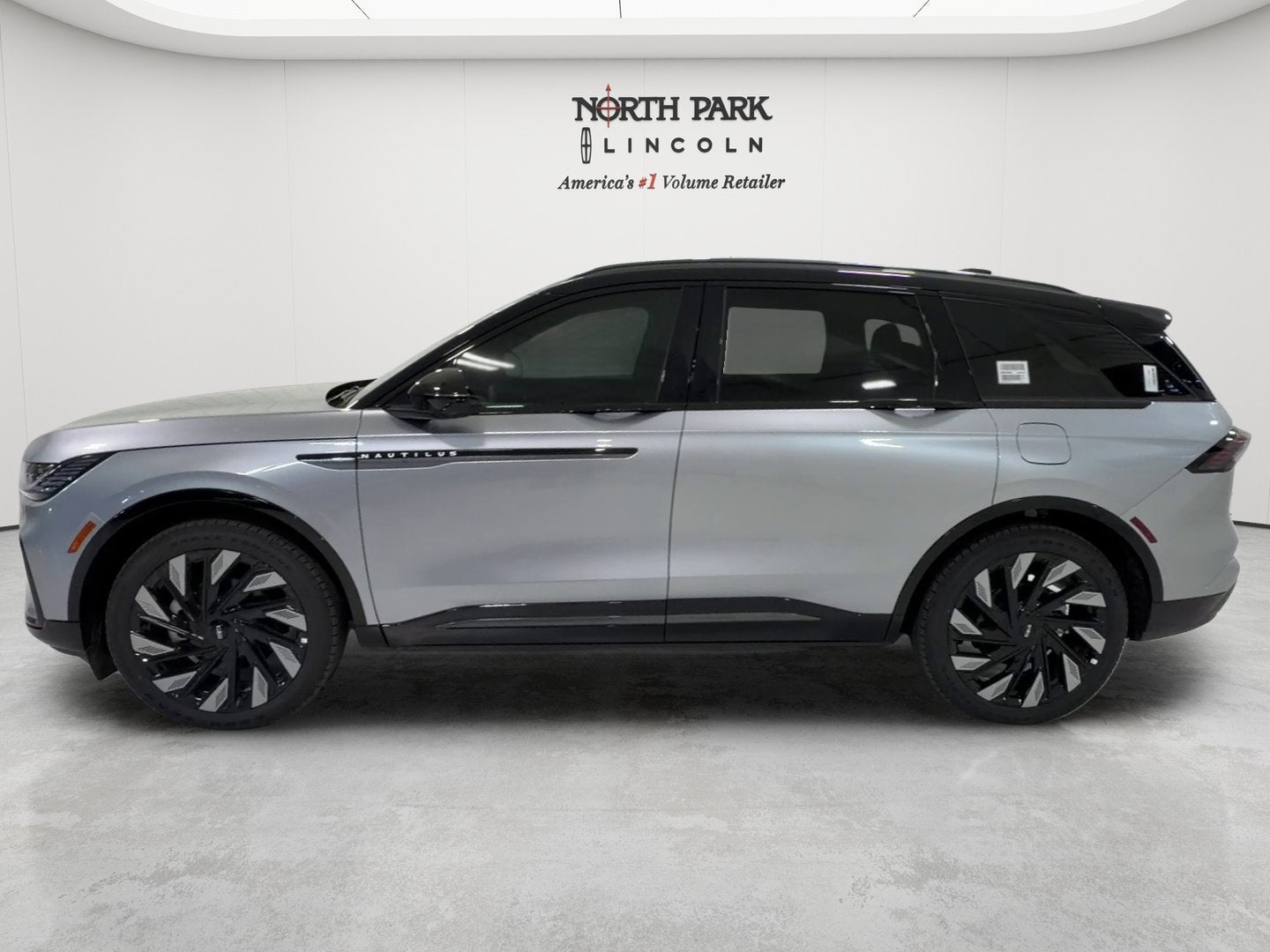 2026 Lincoln Nautilus Reserve Hybrid