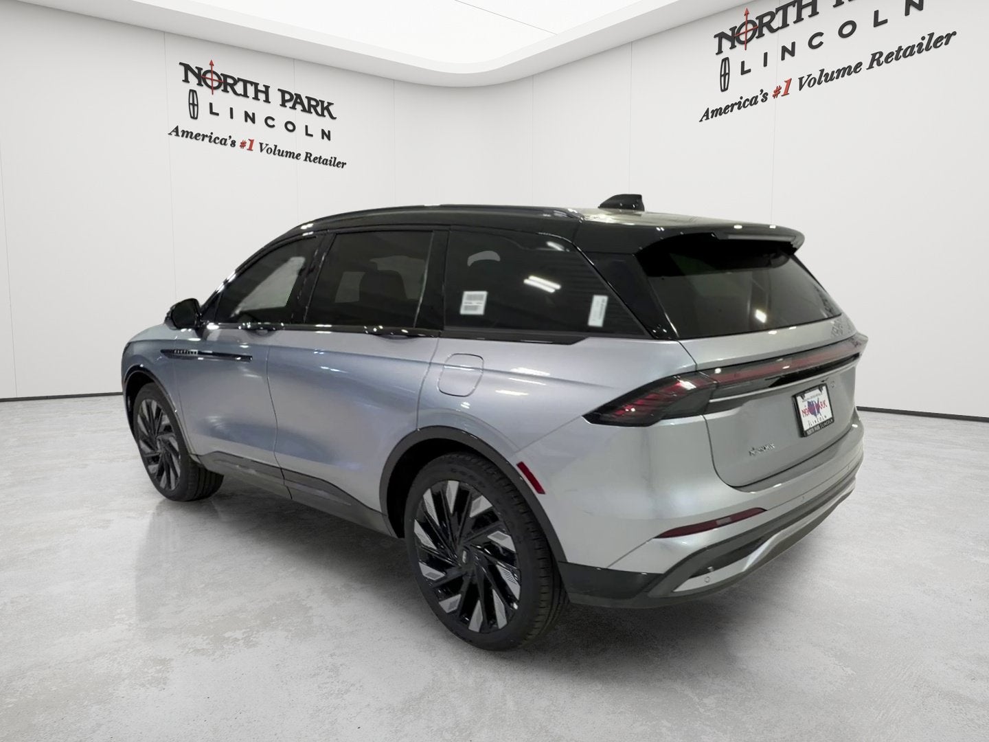 2026 Lincoln Nautilus Reserve Hybrid