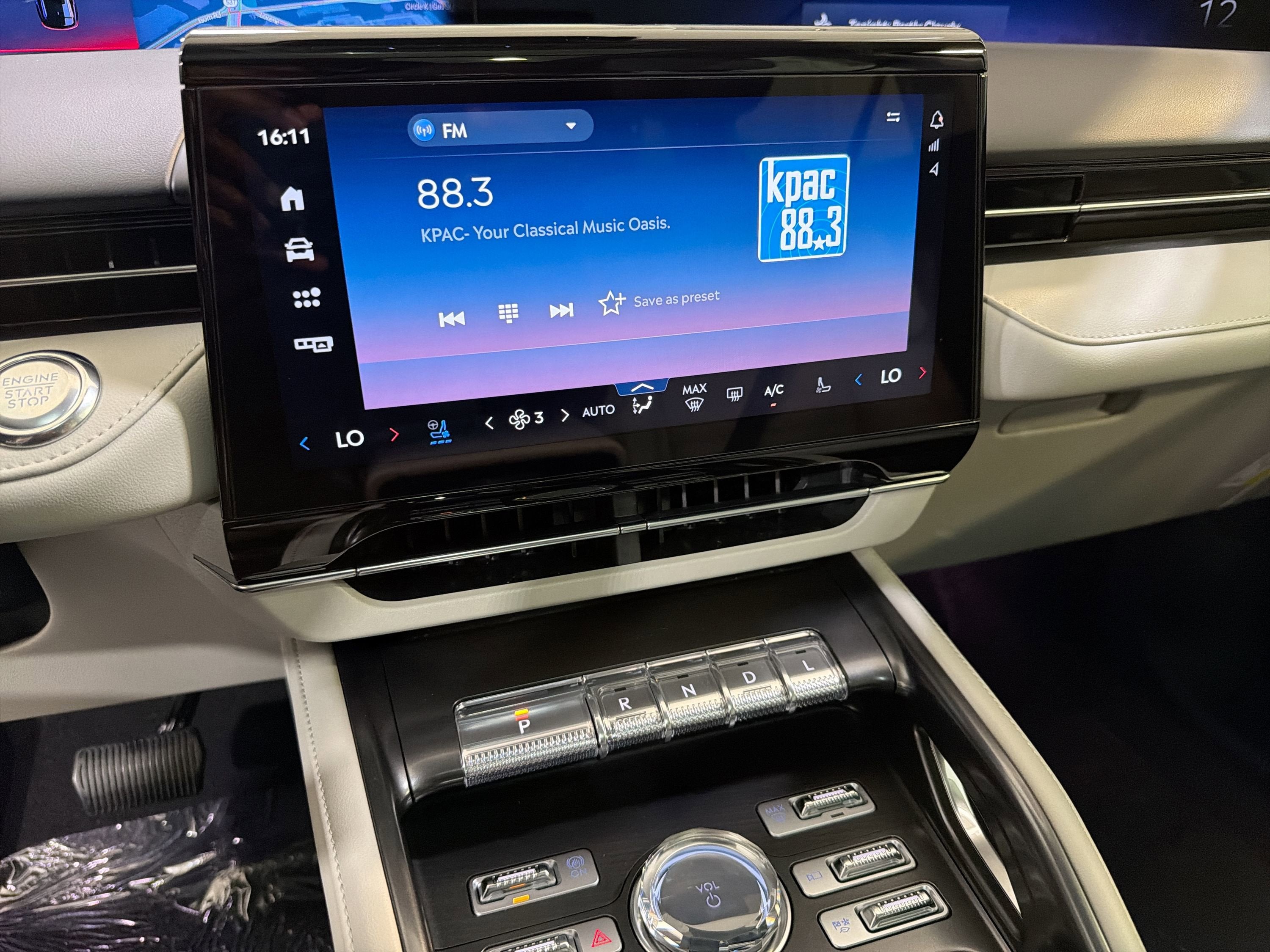 2026 Lincoln Nautilus Reserve Hybrid