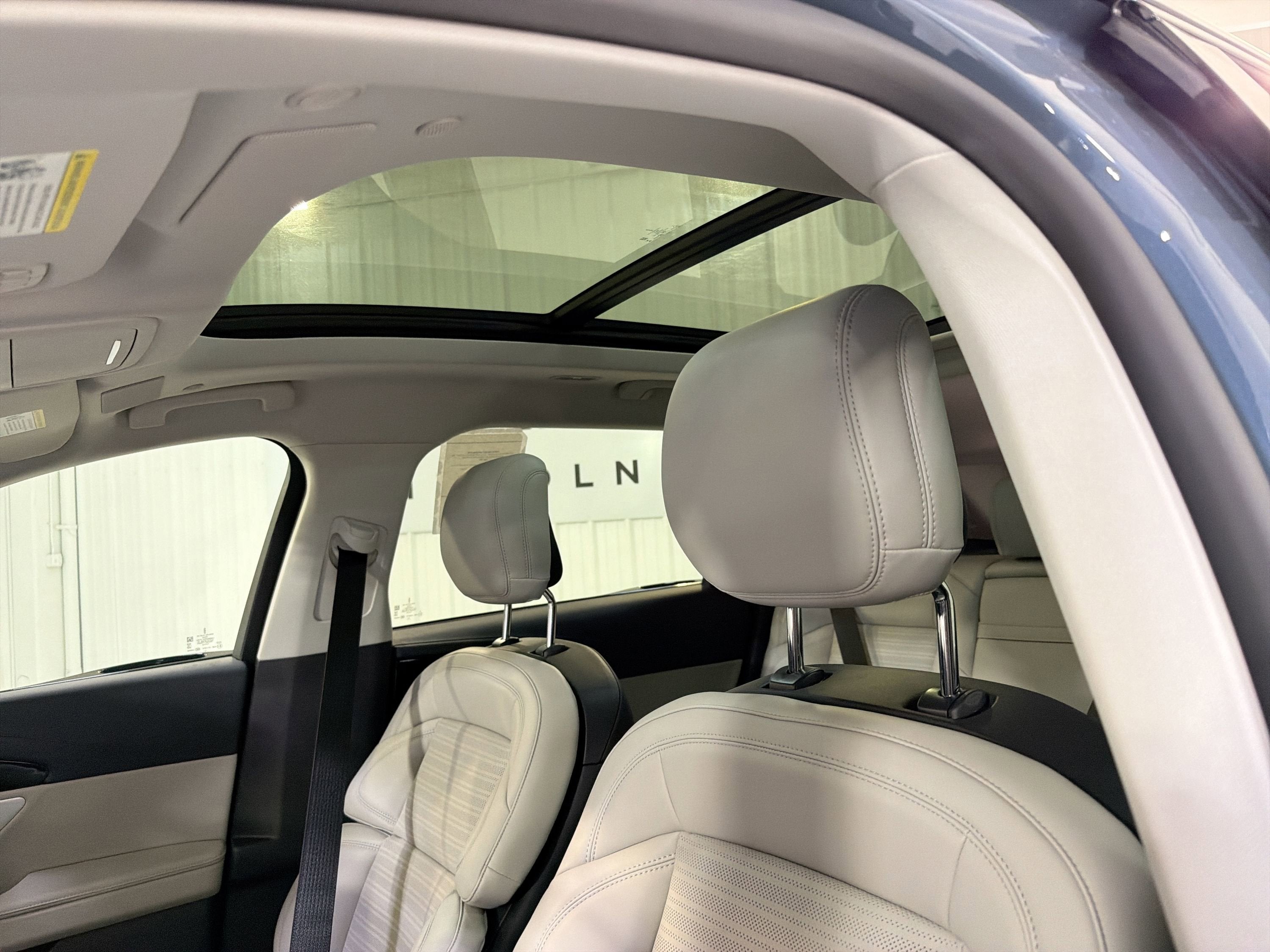 2026 Lincoln Nautilus Reserve Hybrid