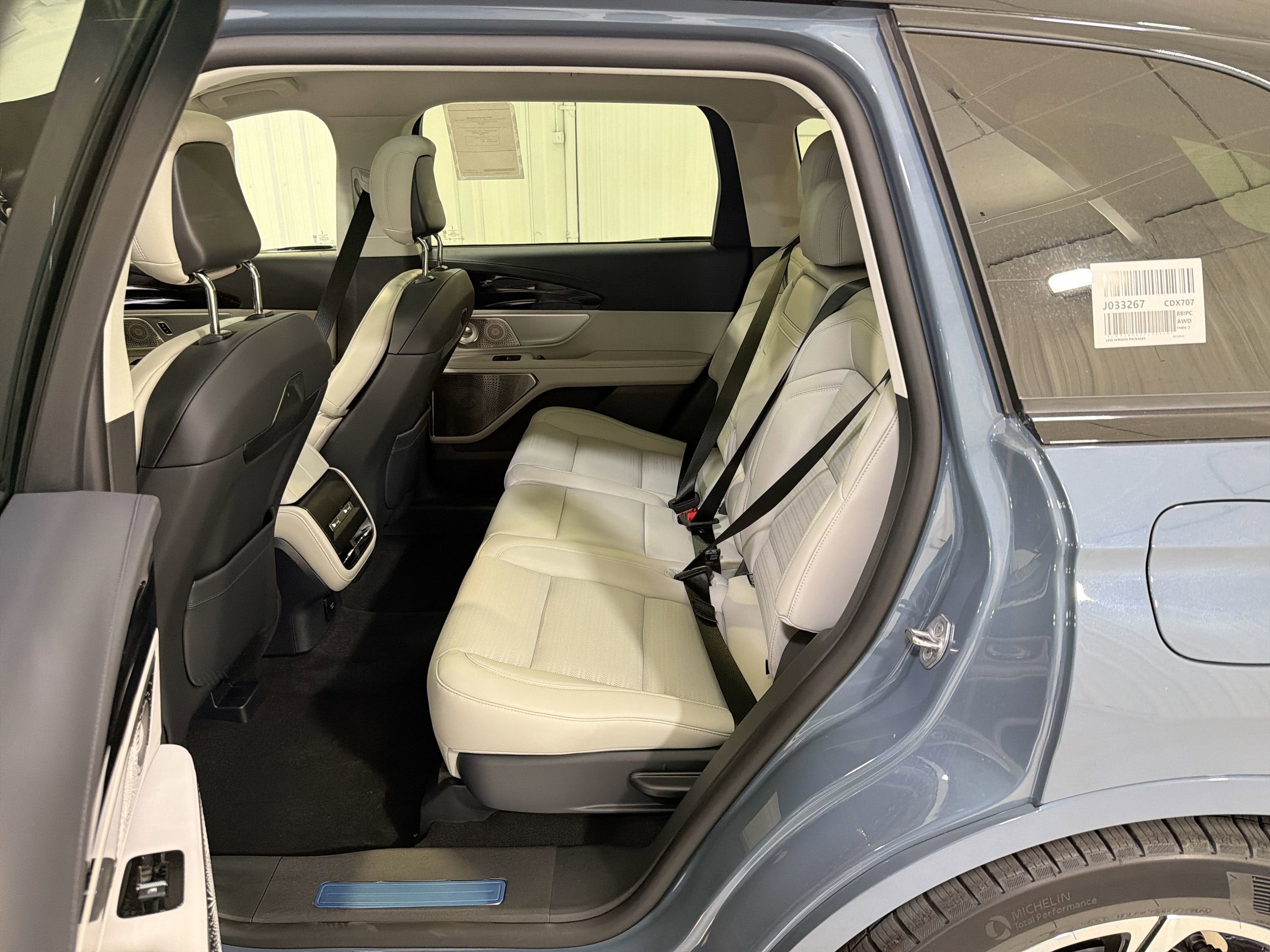 2026 Lincoln Nautilus Reserve Hybrid
