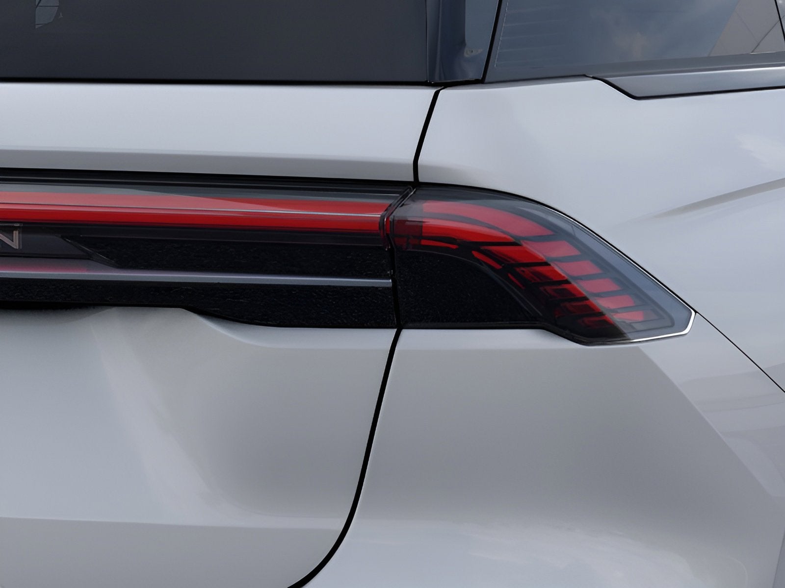 2026 Lincoln Nautilus Reserve Hybrid