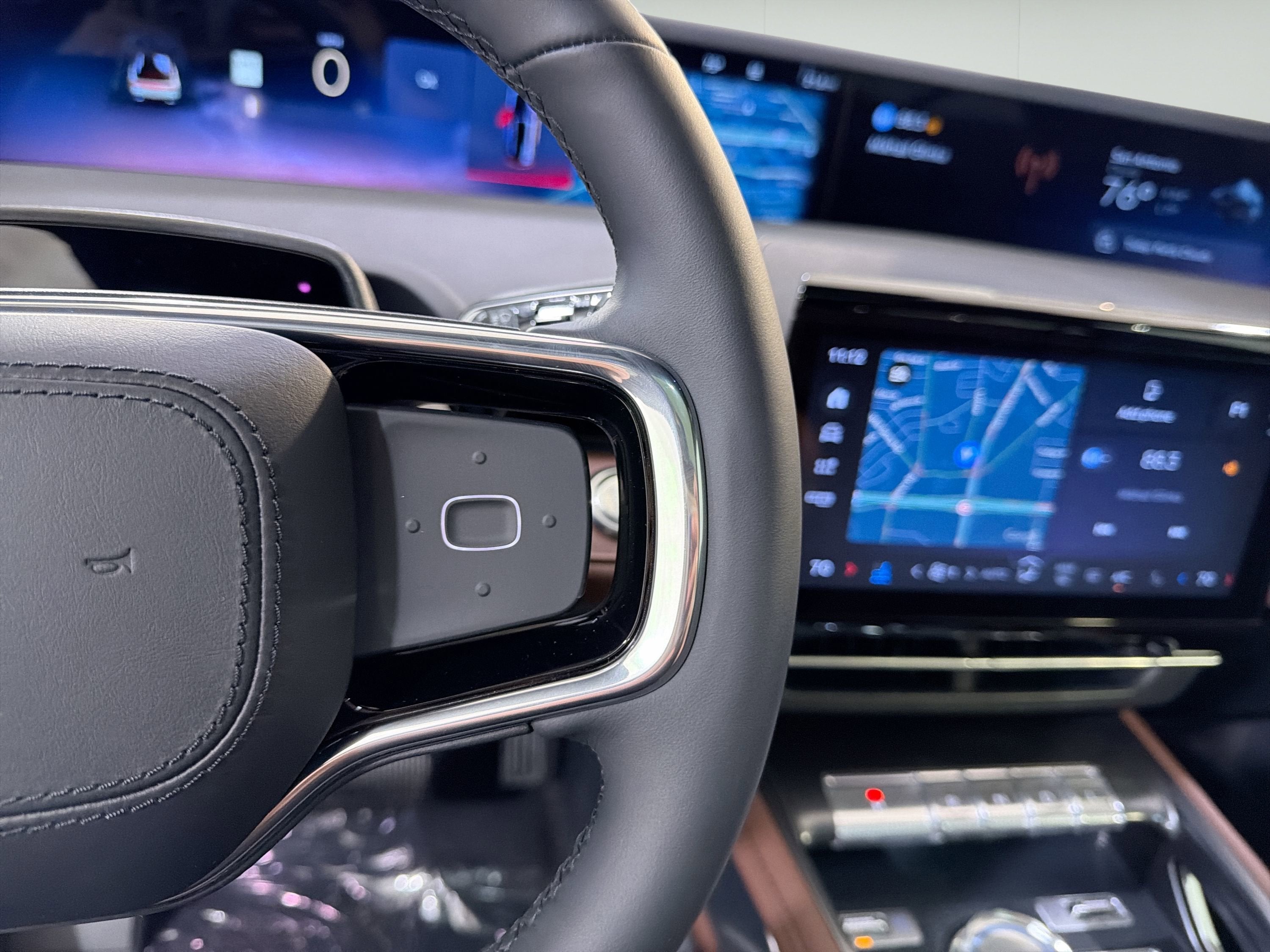 2026 Lincoln Nautilus Reserve Hybrid