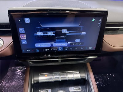 2026 Lincoln Nautilus Reserve Hybrid