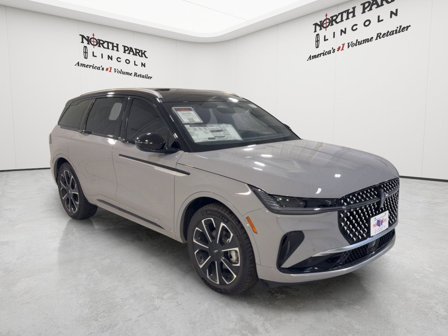 2026 Lincoln Nautilus Reserve Hybrid