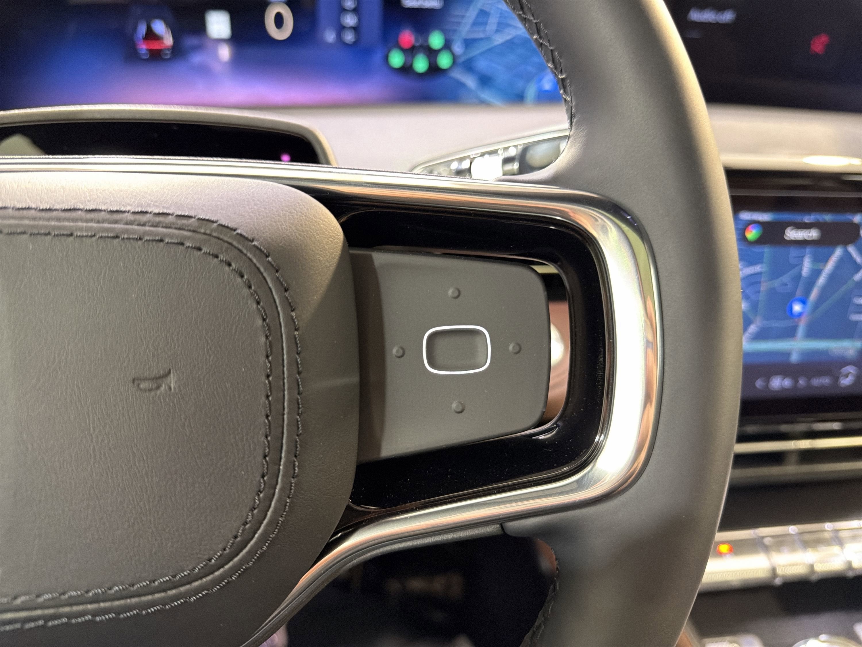 2026 Lincoln Nautilus Reserve Hybrid