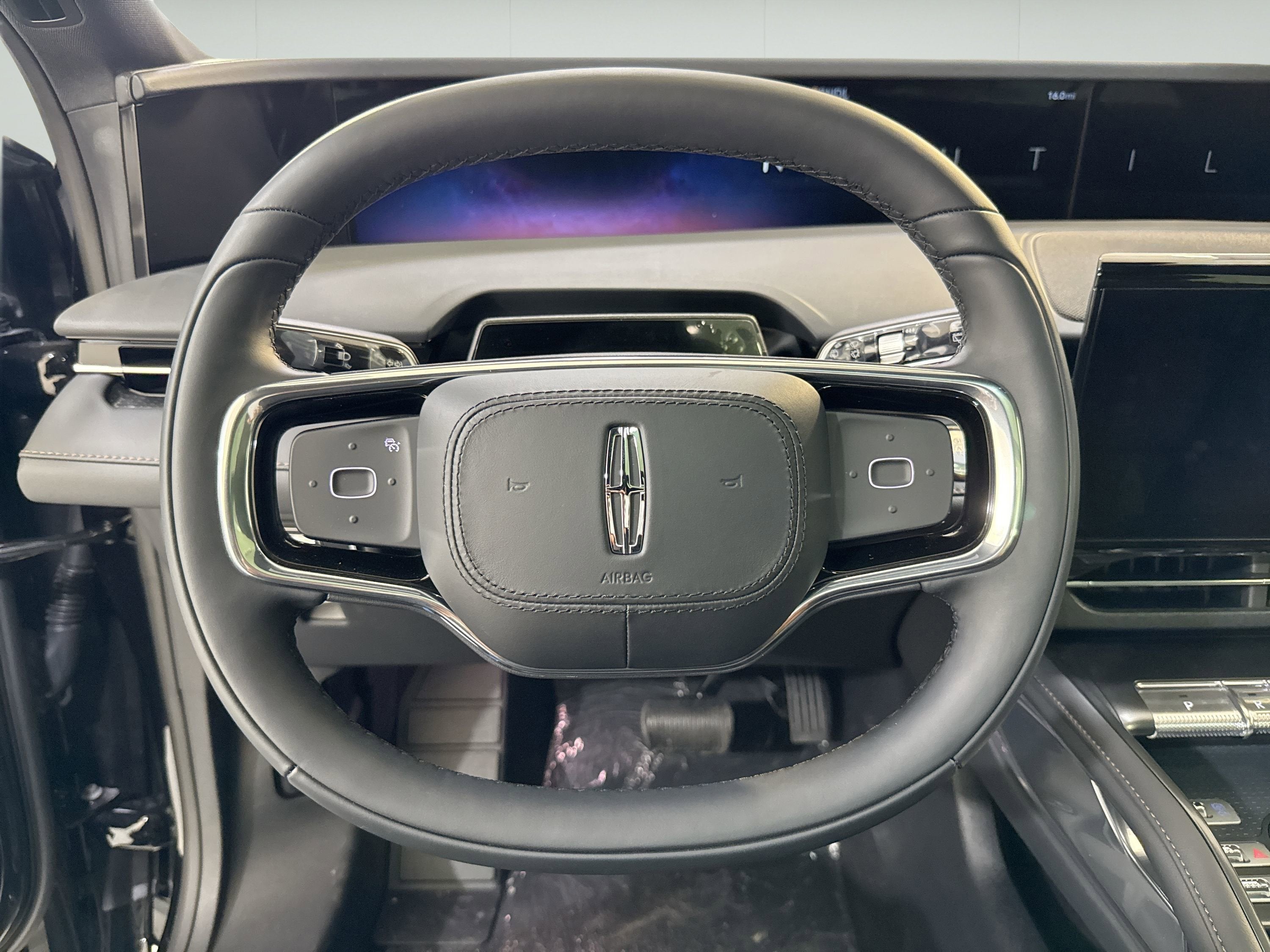 2026 Lincoln Nautilus Reserve Hybrid