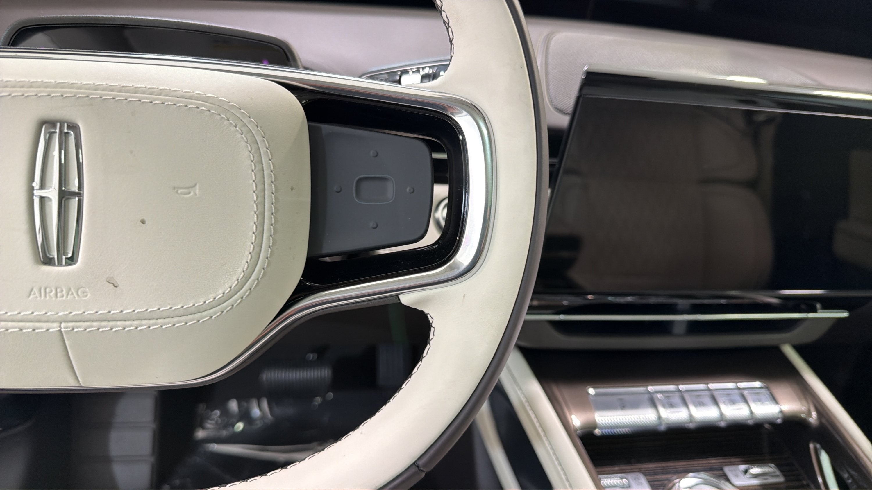 2026 Lincoln Nautilus Black Label Hybrid