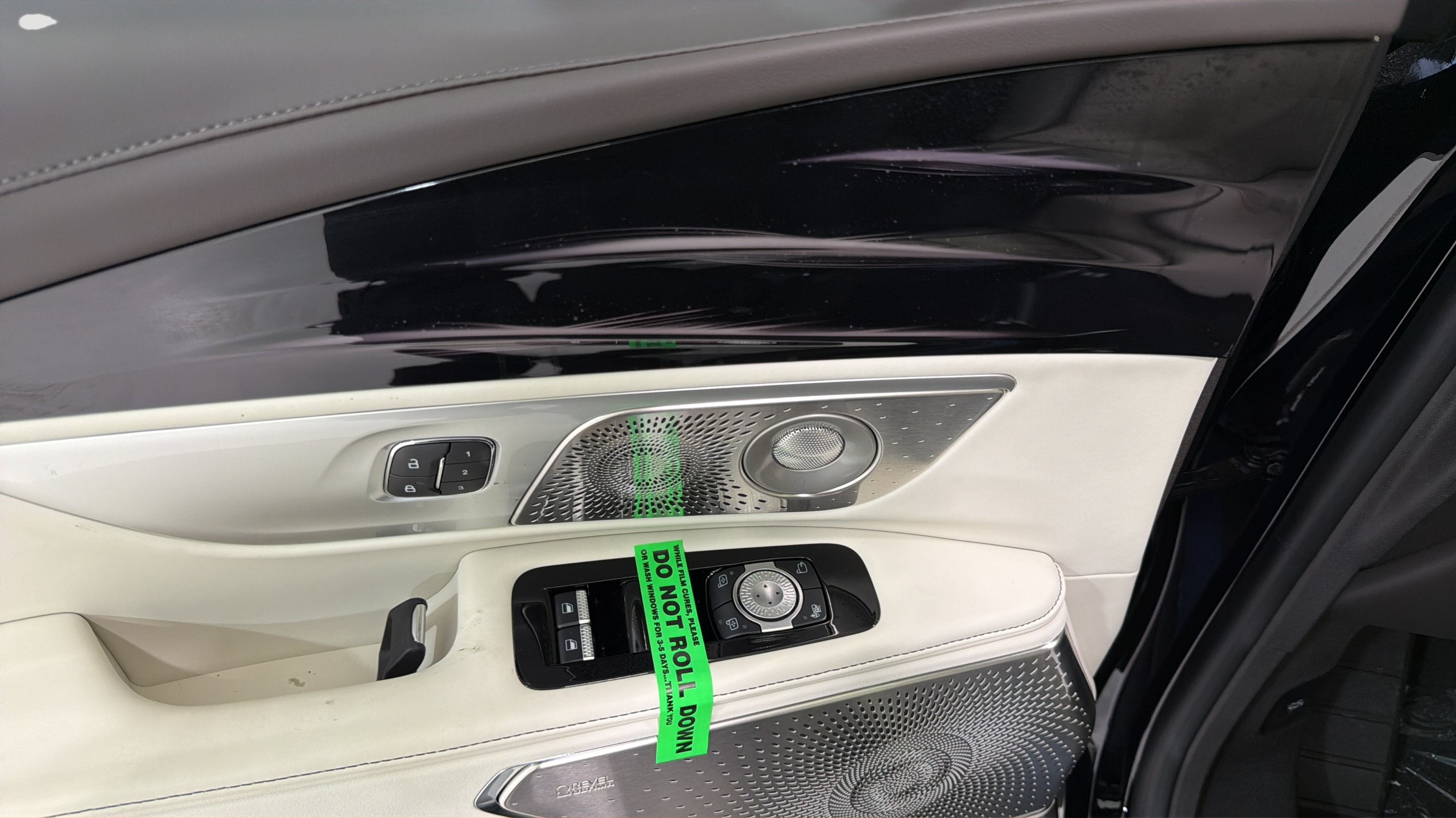 2026 Lincoln Nautilus Black Label Hybrid