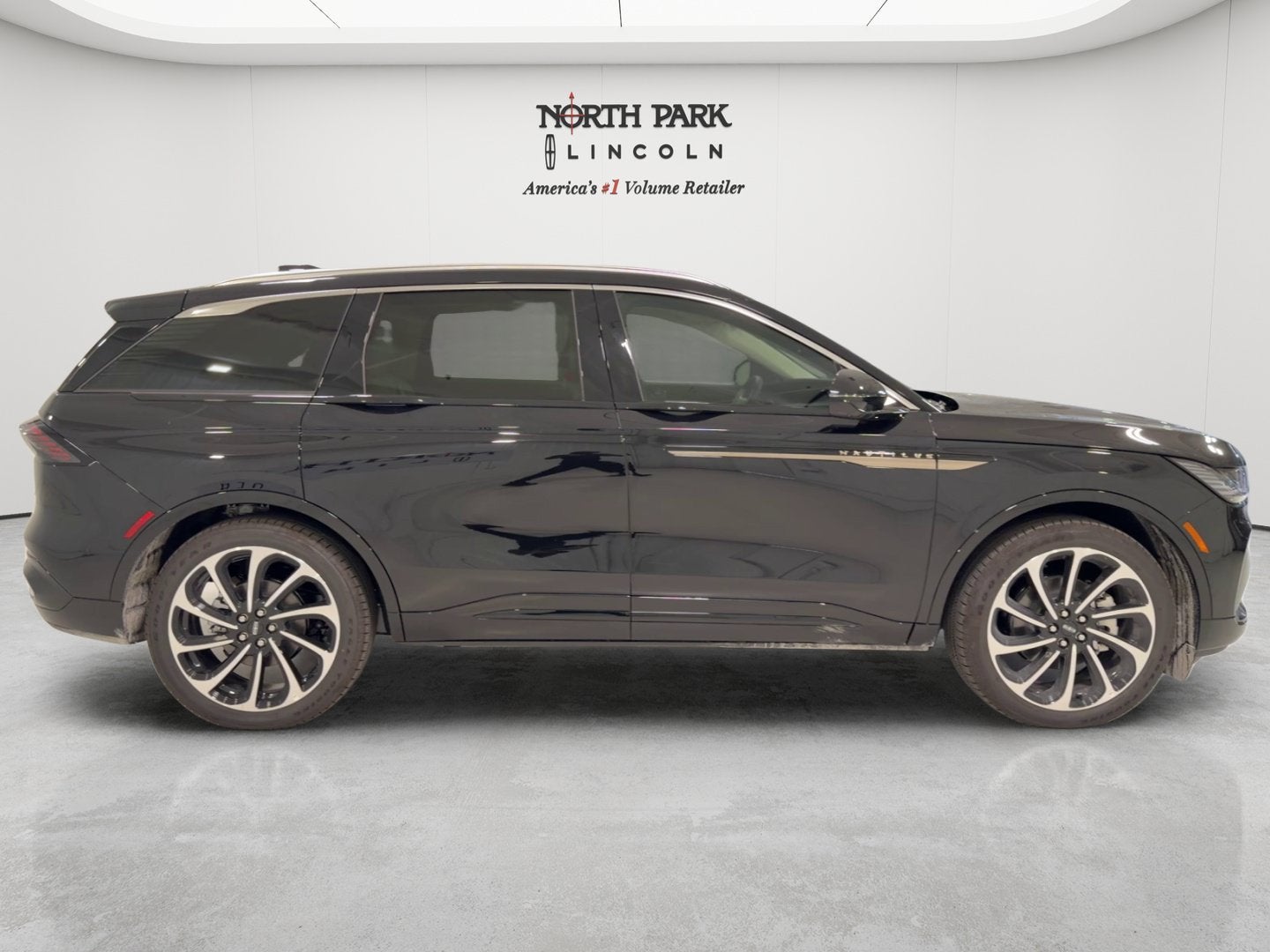 2026 Lincoln Nautilus Black Label Hybrid