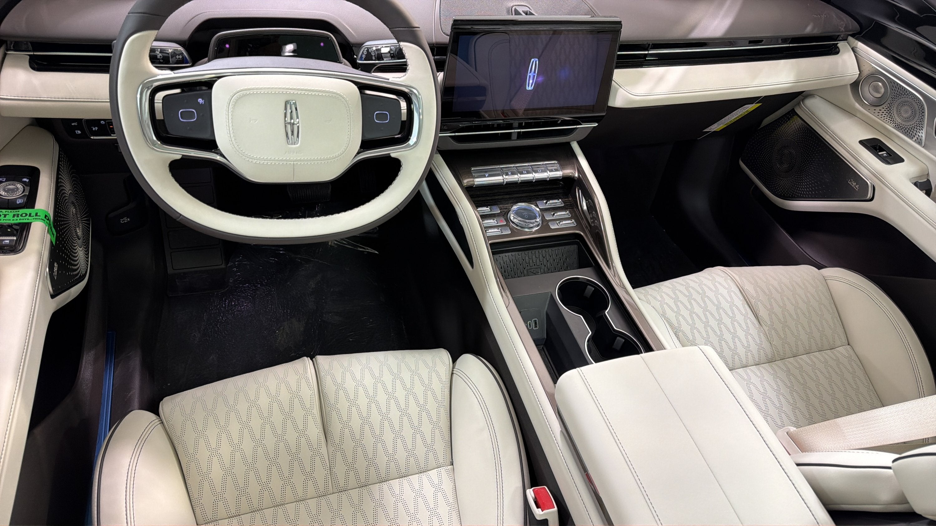 2026 Lincoln Nautilus Black Label Hybrid