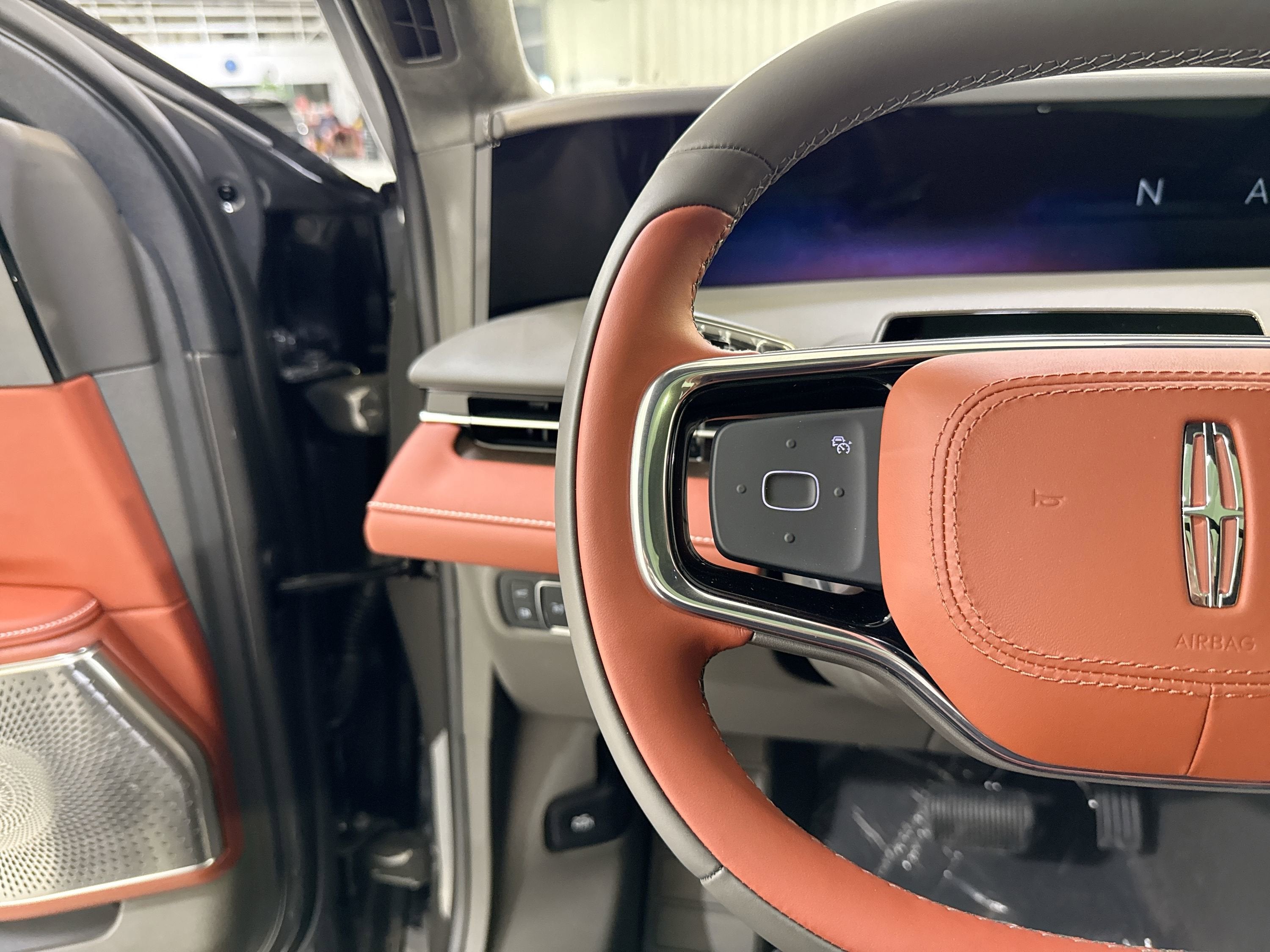 2025 Lincoln Nautilus Black Label Hybrid