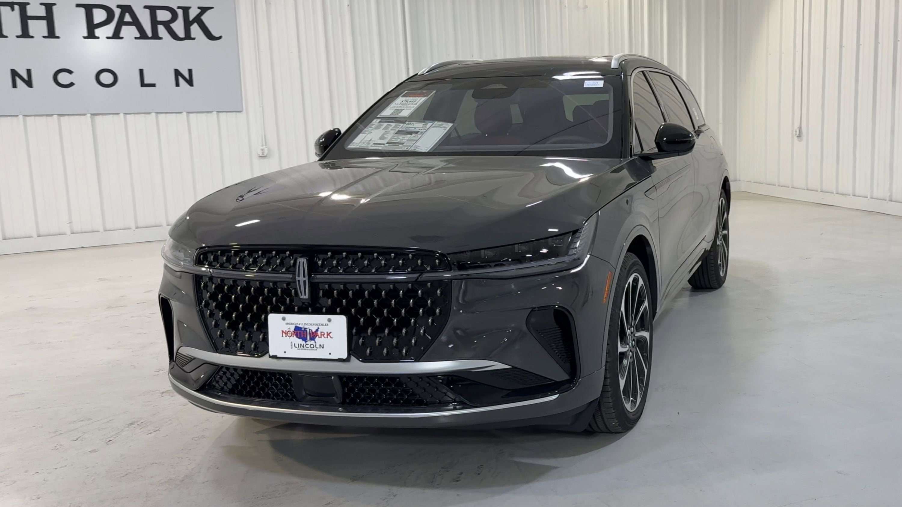 2025 Lincoln Nautilus Black Label Hybrid
