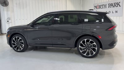 2025 Lincoln Nautilus Black Label Hybrid