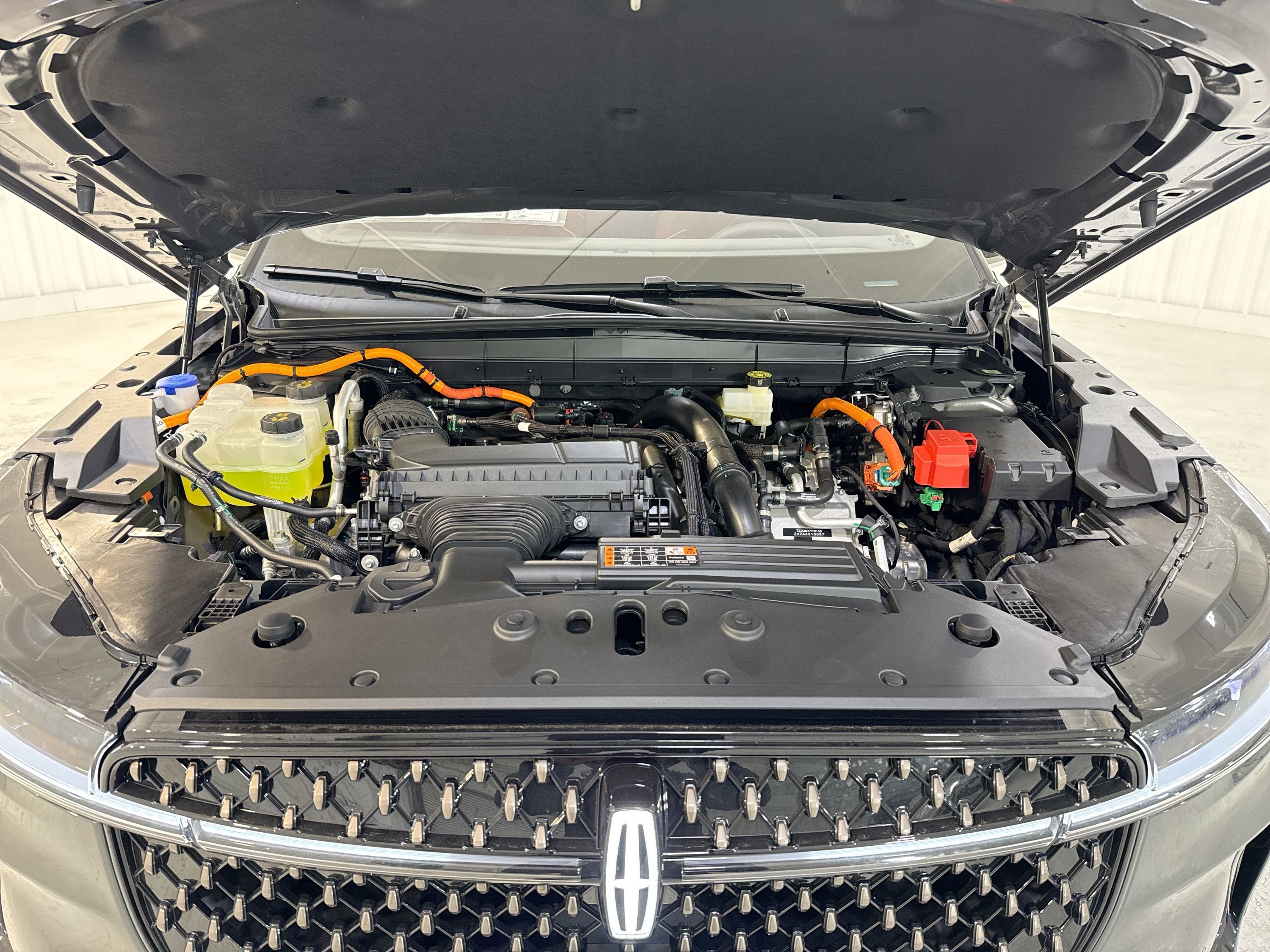 2025 Lincoln Nautilus Black Label Hybrid
